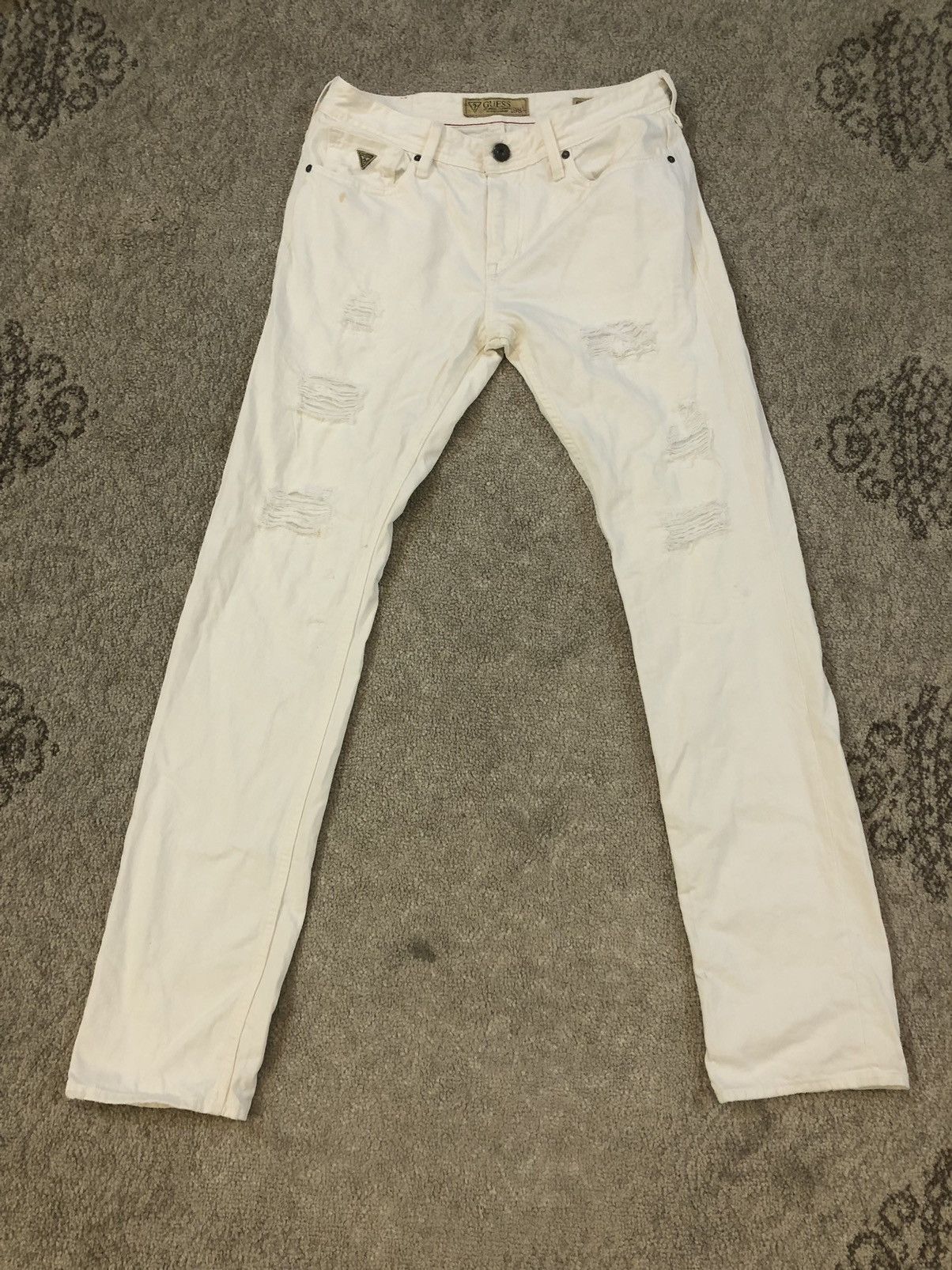 Guess Guess Distressed Denim jeans Size US 33 - 1 Thumbnail