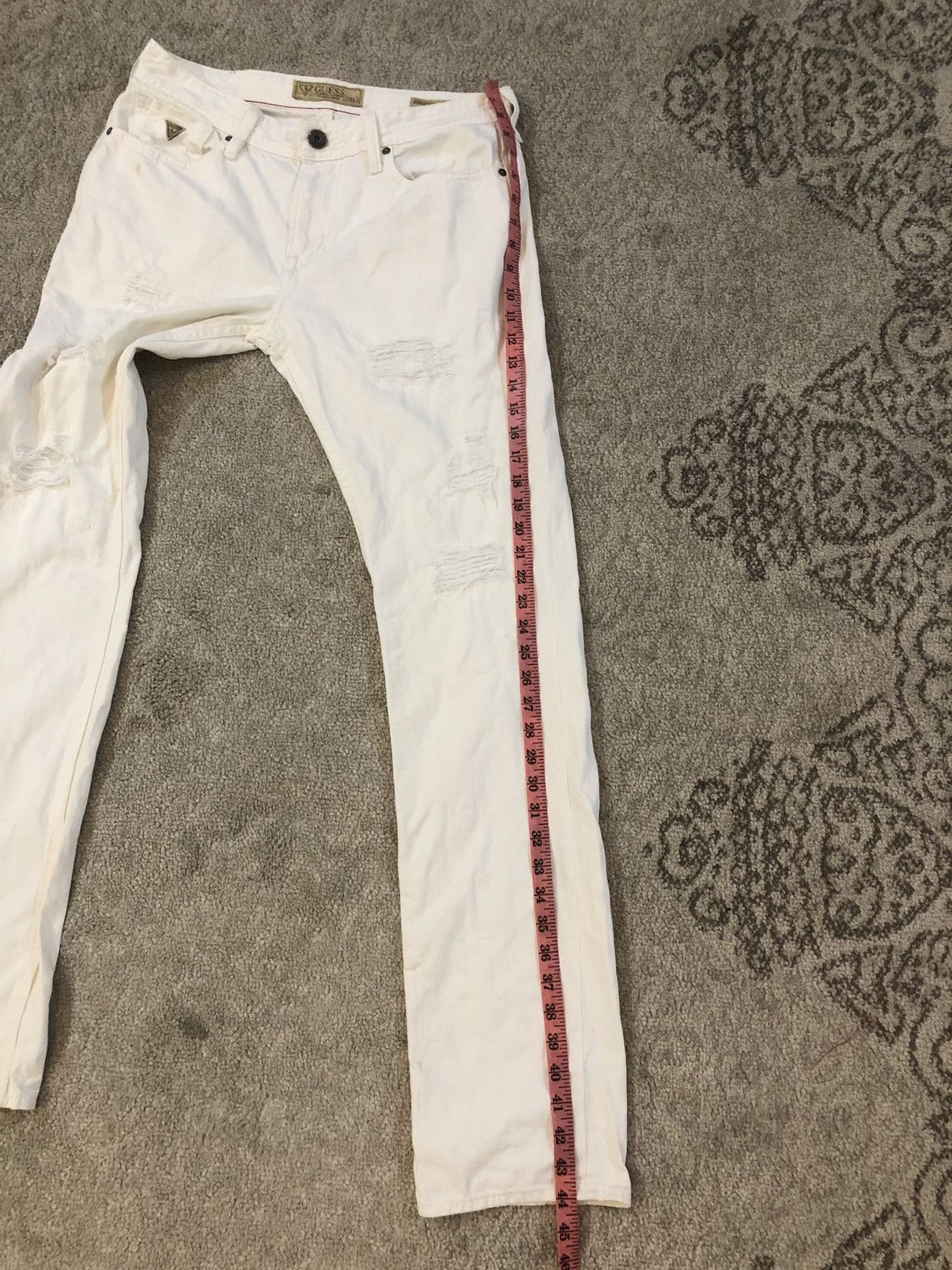 Guess Guess Distressed Denim jeans Size US 33 - 17 Thumbnail