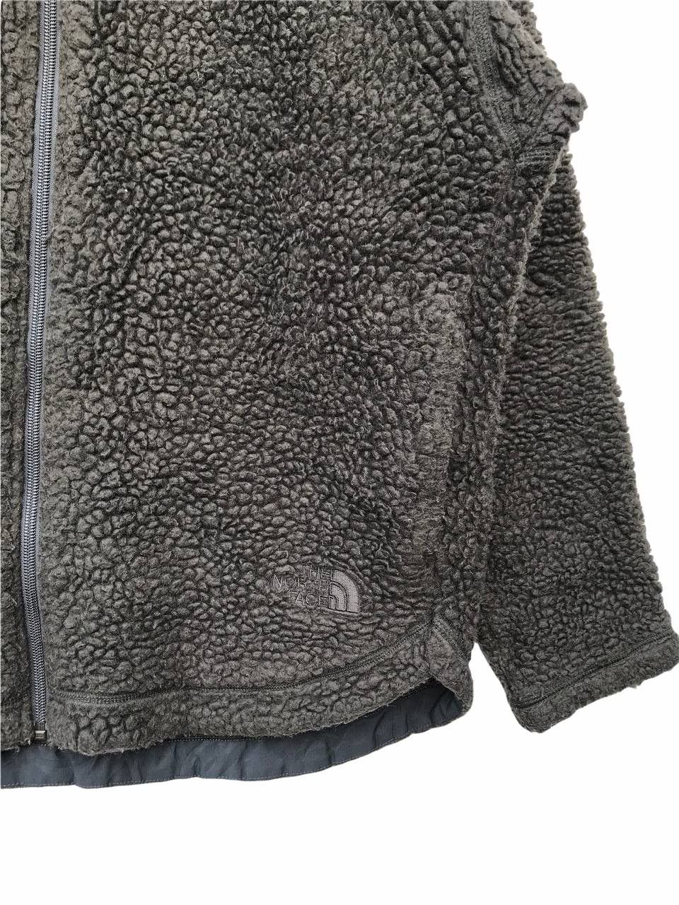 The North Face The North Face Sherpa Jacket Tnf Rocksolid Japan Sweater Size US M / EU 48-50 / 2 - 5 Thumbnail
