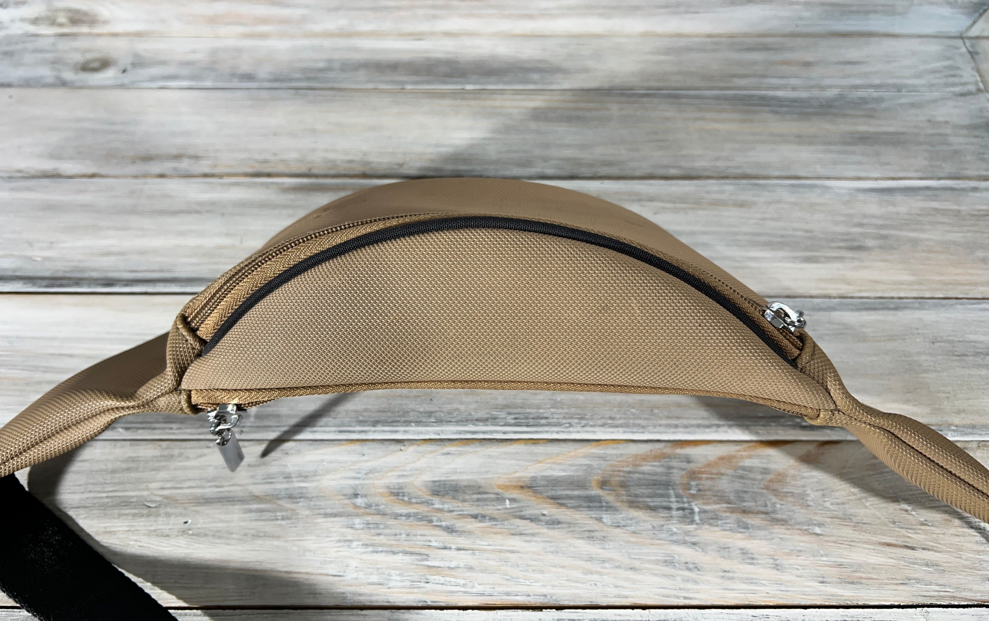 Lacoste Lacoste PVC Unisex BeltBag Streetwear Sportswear Accessorieі Size ONE SIZE - 20 Thumbnail