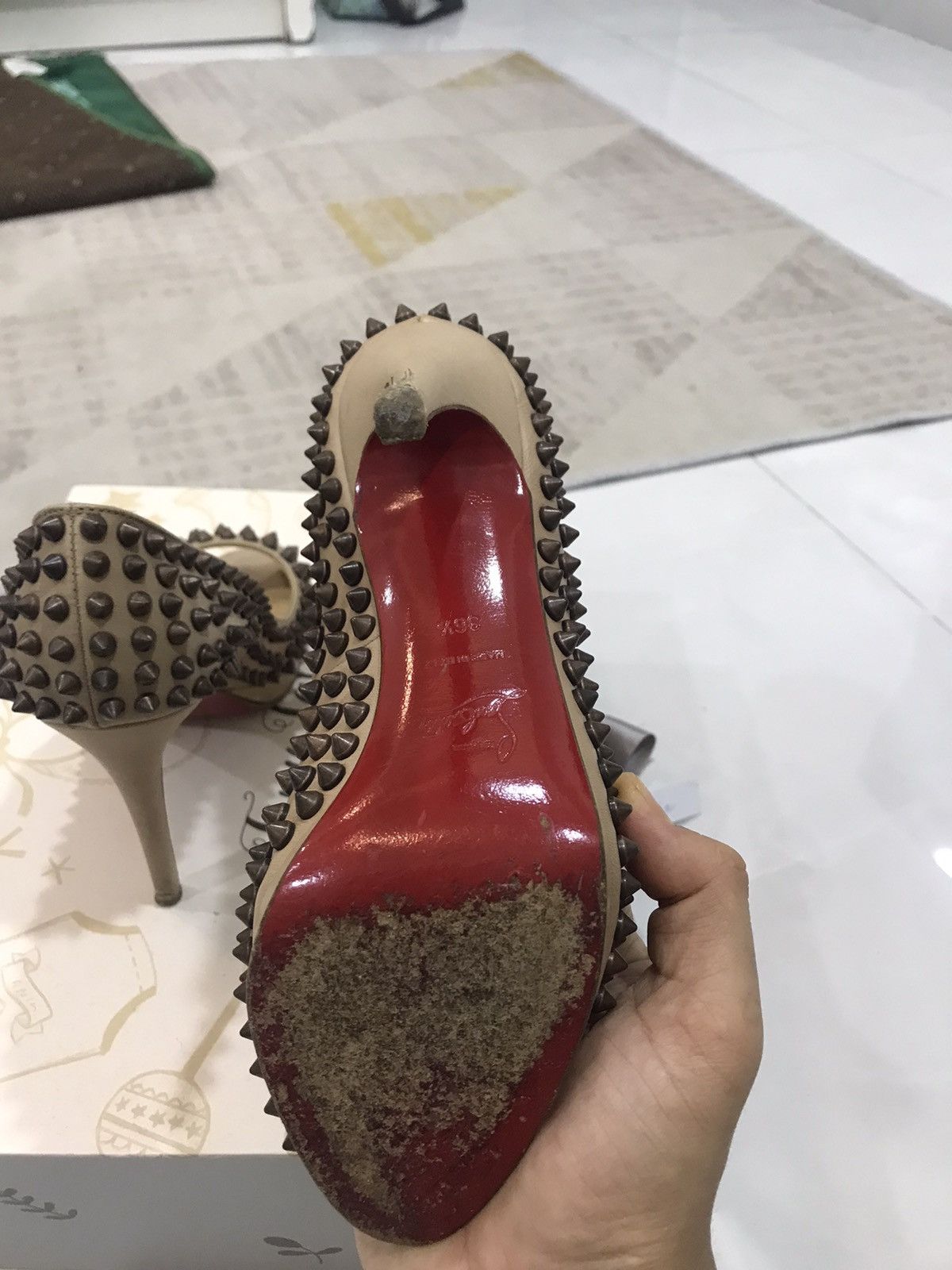 Christian Louboutin CHRISTIAN LOUBOUTIN SPIKE PUMP Size US 5.5 / IT 35.5 - 5 Thumbnail