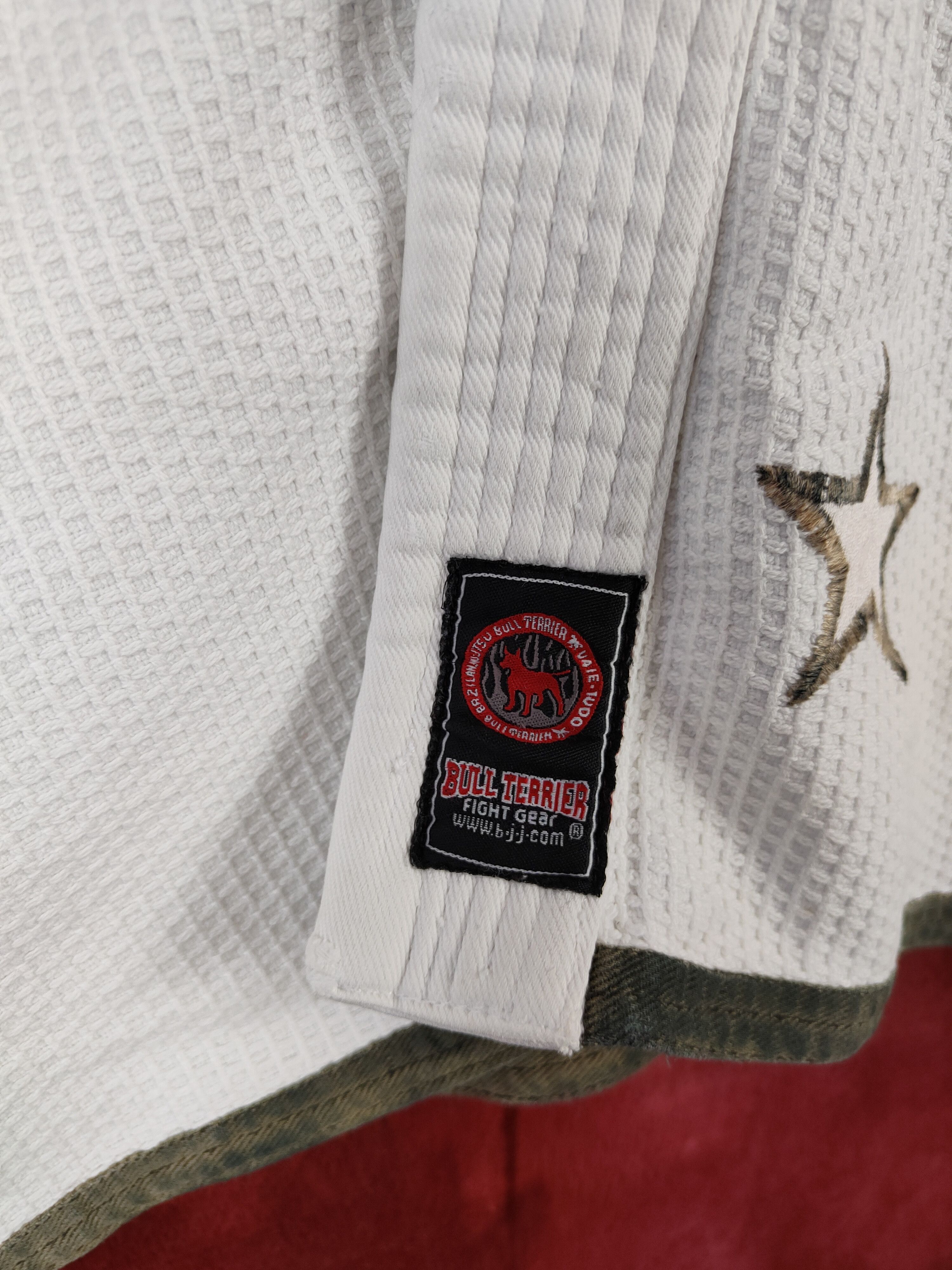 Japanese Brand Bull Terrier Fight Gear-Brazilian Jiu Jutsu White #5924 Size US L / EU 52-54 / 3 - 4 Thumbnail