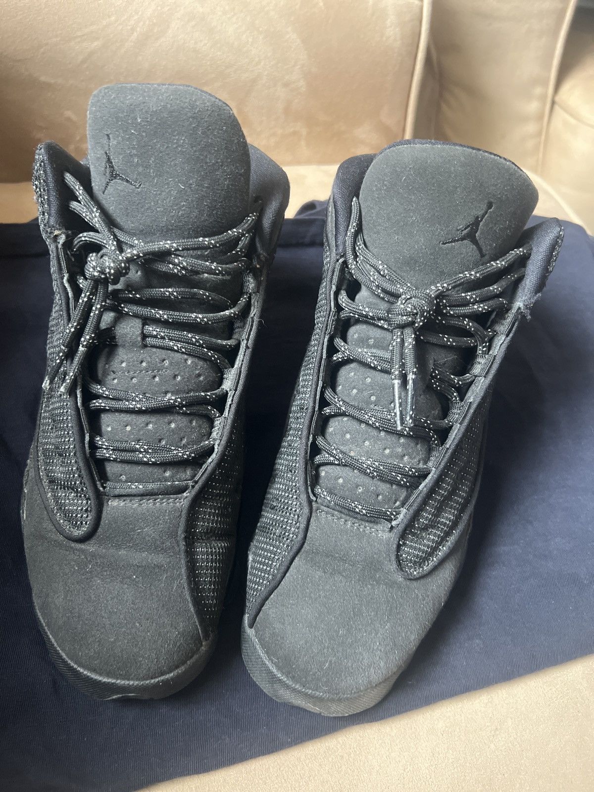Black cat 13s