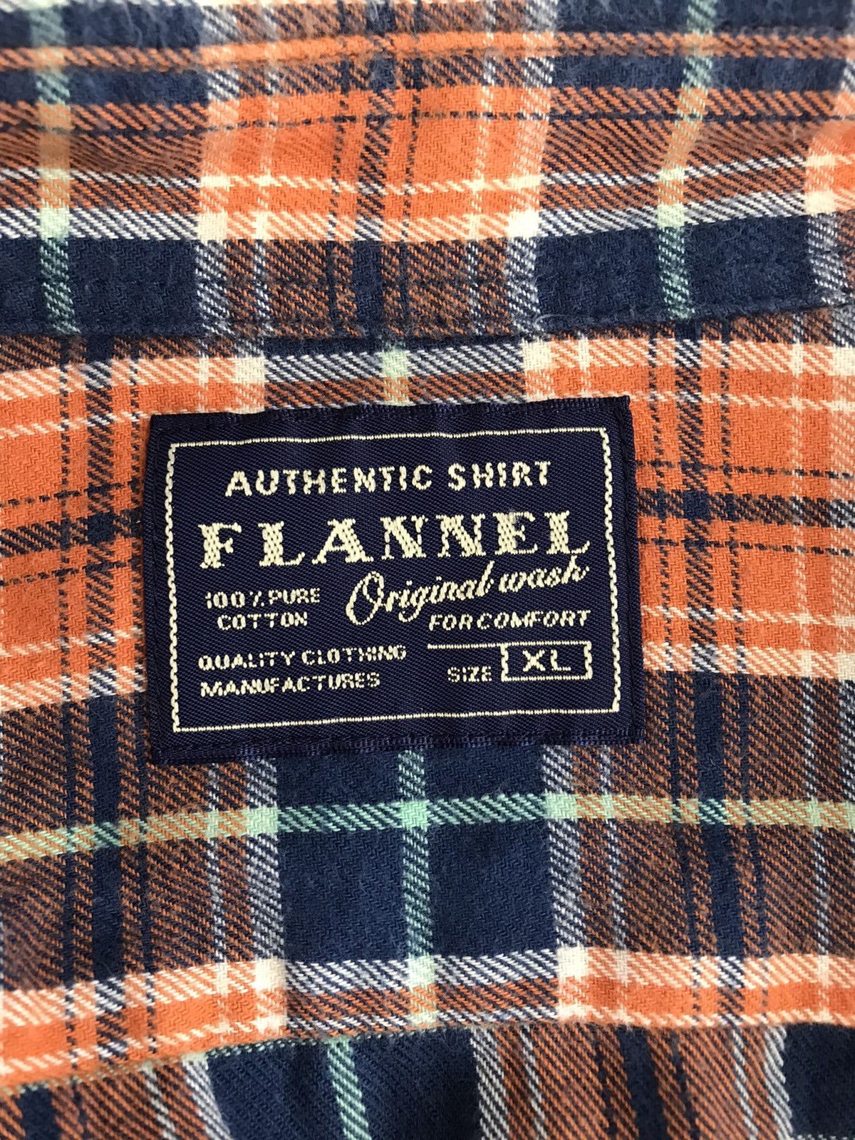 Uniqlo Uniqlo Flannel Button Up Shirts Size US XL / EU 56 / 4 - 8 Thumbnail