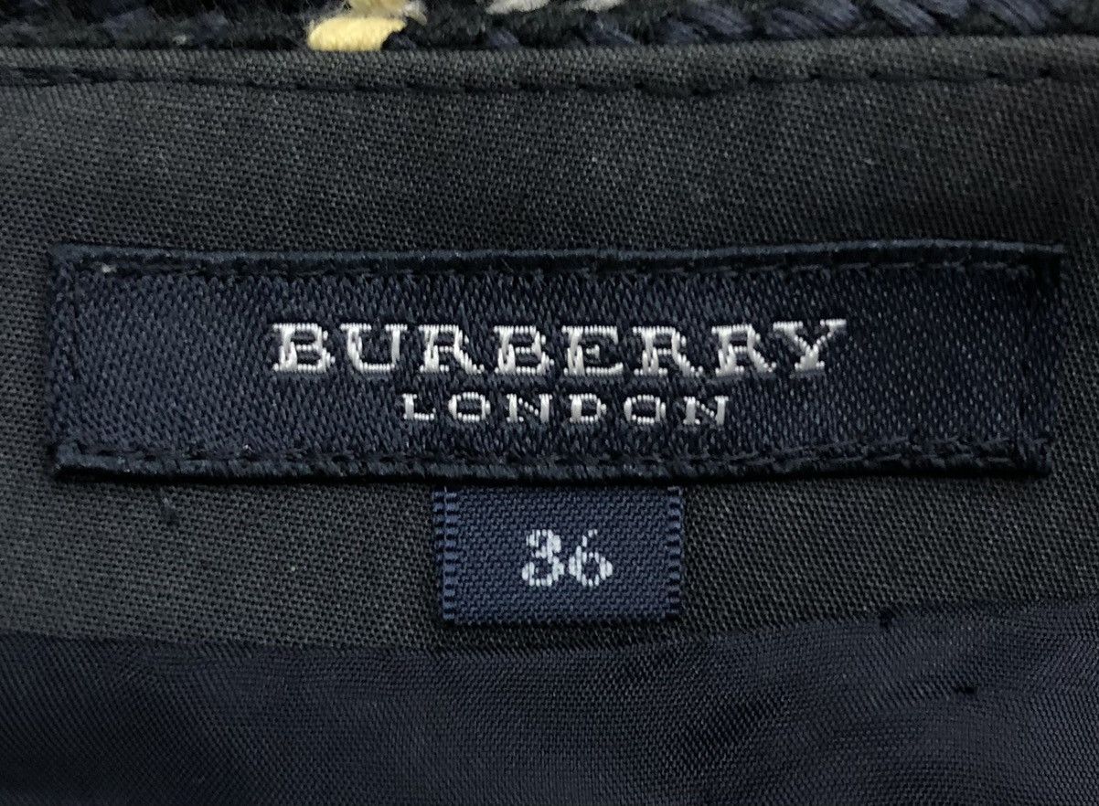 Burberry BURBERRY LONDON SKIRT Size 28" / US 6 / IT 42 - 7 Thumbnail