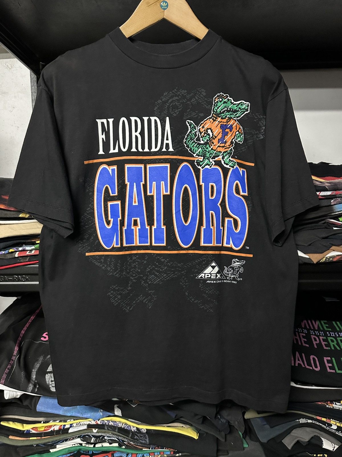 NCAA × NFL × Vintage Vintage 90s Ncaa Florida Gators Apex One Tee Size US M / EU 48-50 / 2 - 1 Thumbnail