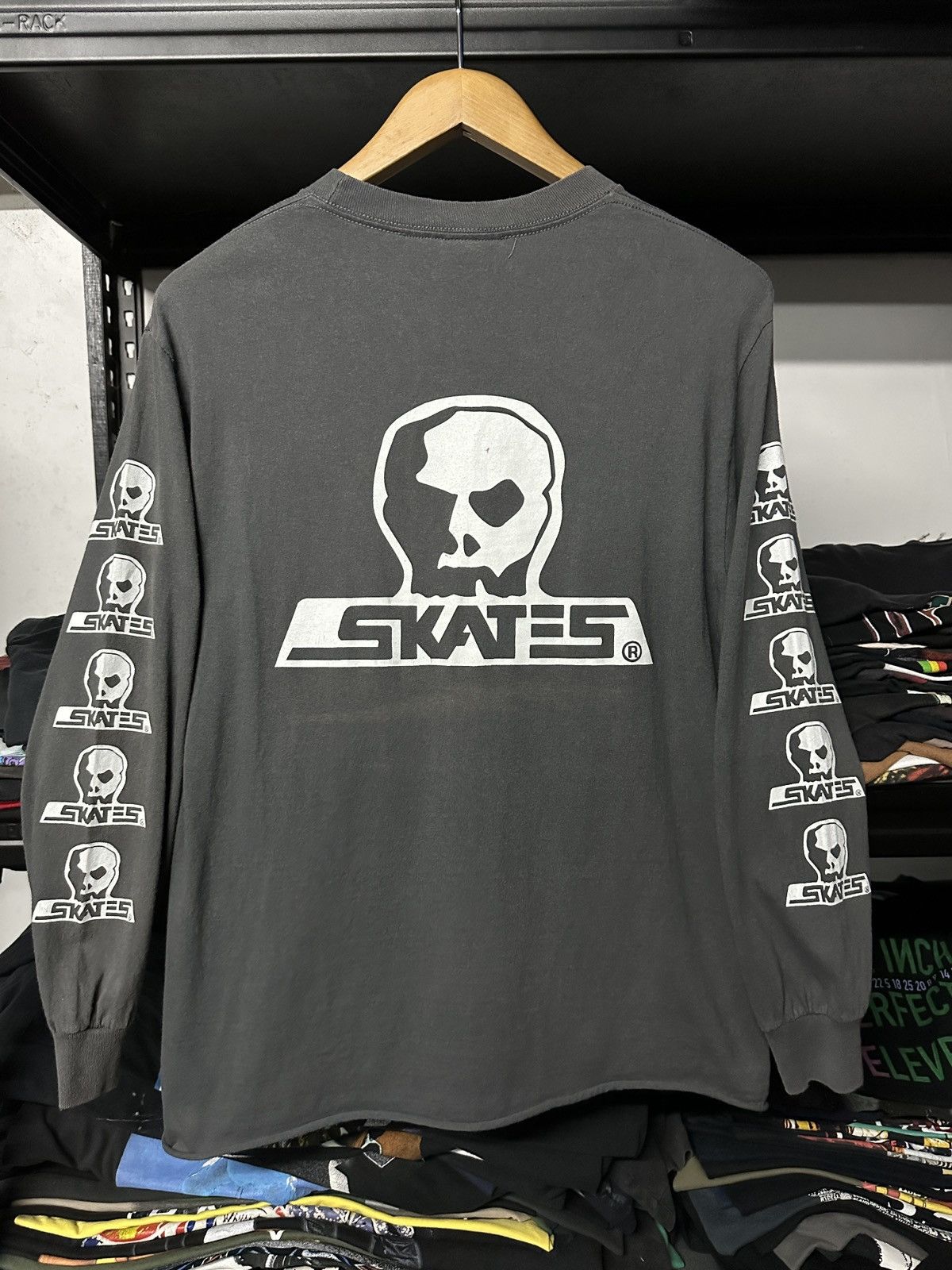 Vintage Vintage Skates Skulls Skateboard Tee Size US M / EU 48-50 / 2 - 2 Thumbnail