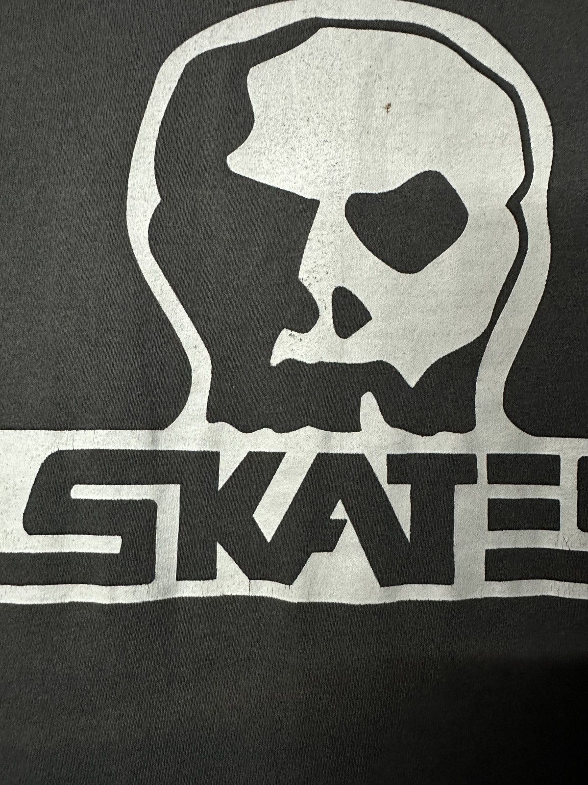 Vintage Vintage Skates Skulls Skateboard Tee Size US M / EU 48-50 / 2 - 9 Thumbnail