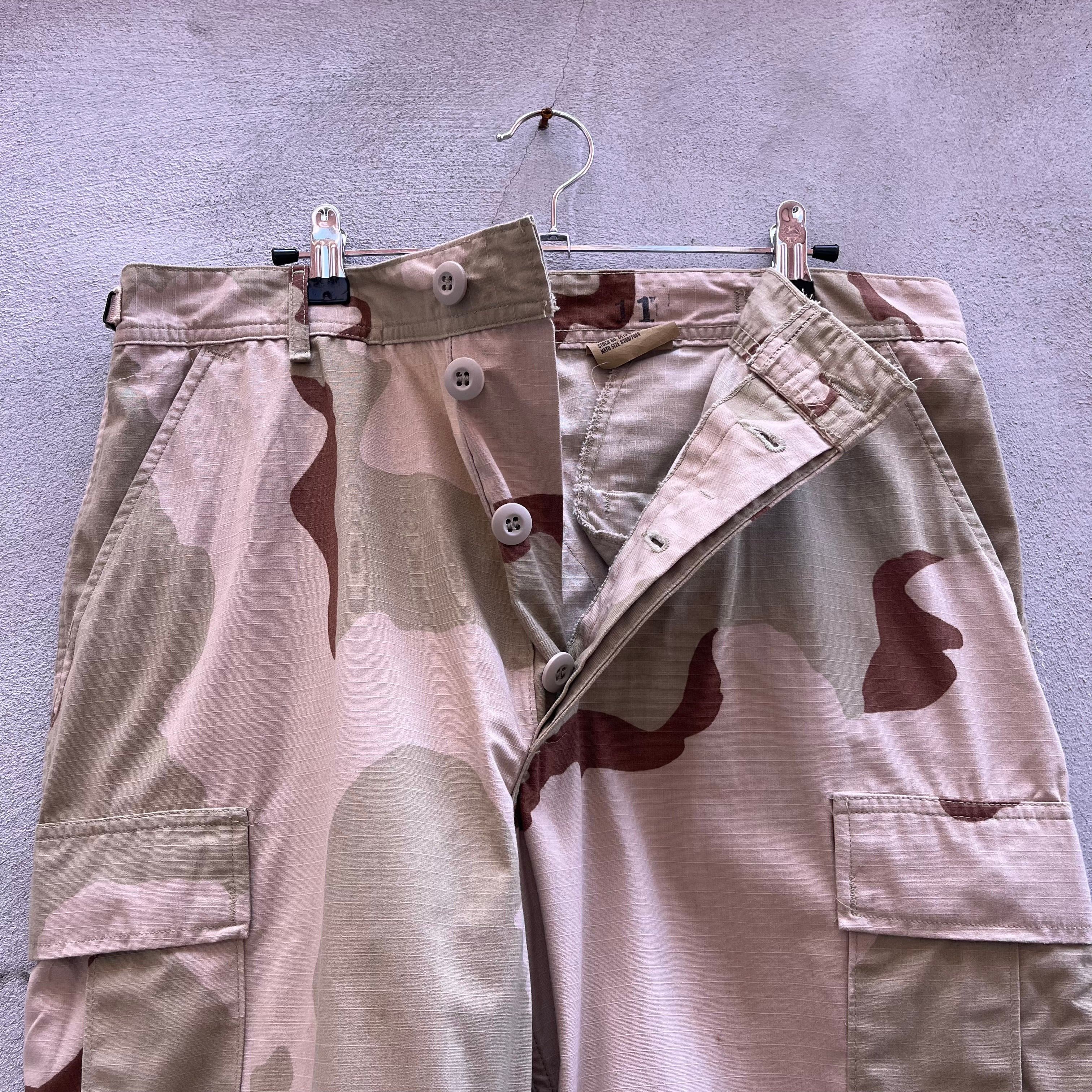Vintage 97’ Military Desert Camo Cargo Pants Size US 34 / EU 50 - 7 Preview
