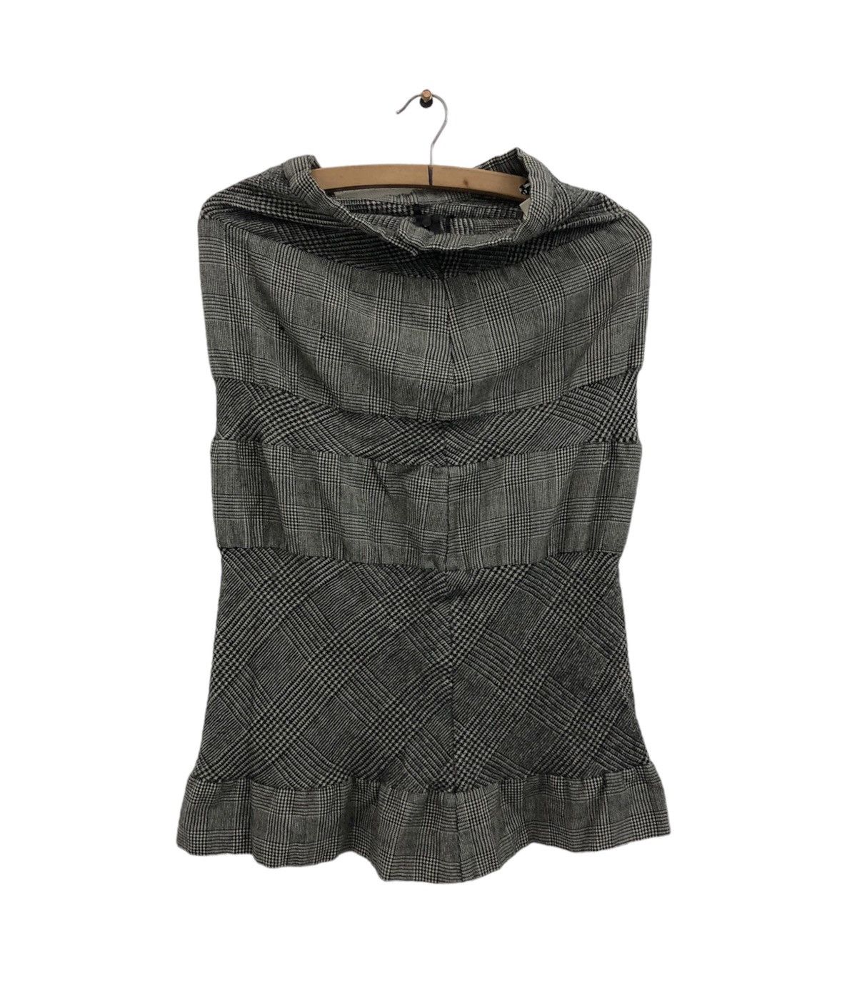 Japanese Brand TRICOT COMME DES GARCONS MADE IN JAPAN SKIRT Size 25" / US 0 / IT 36 - 1 Thumbnail