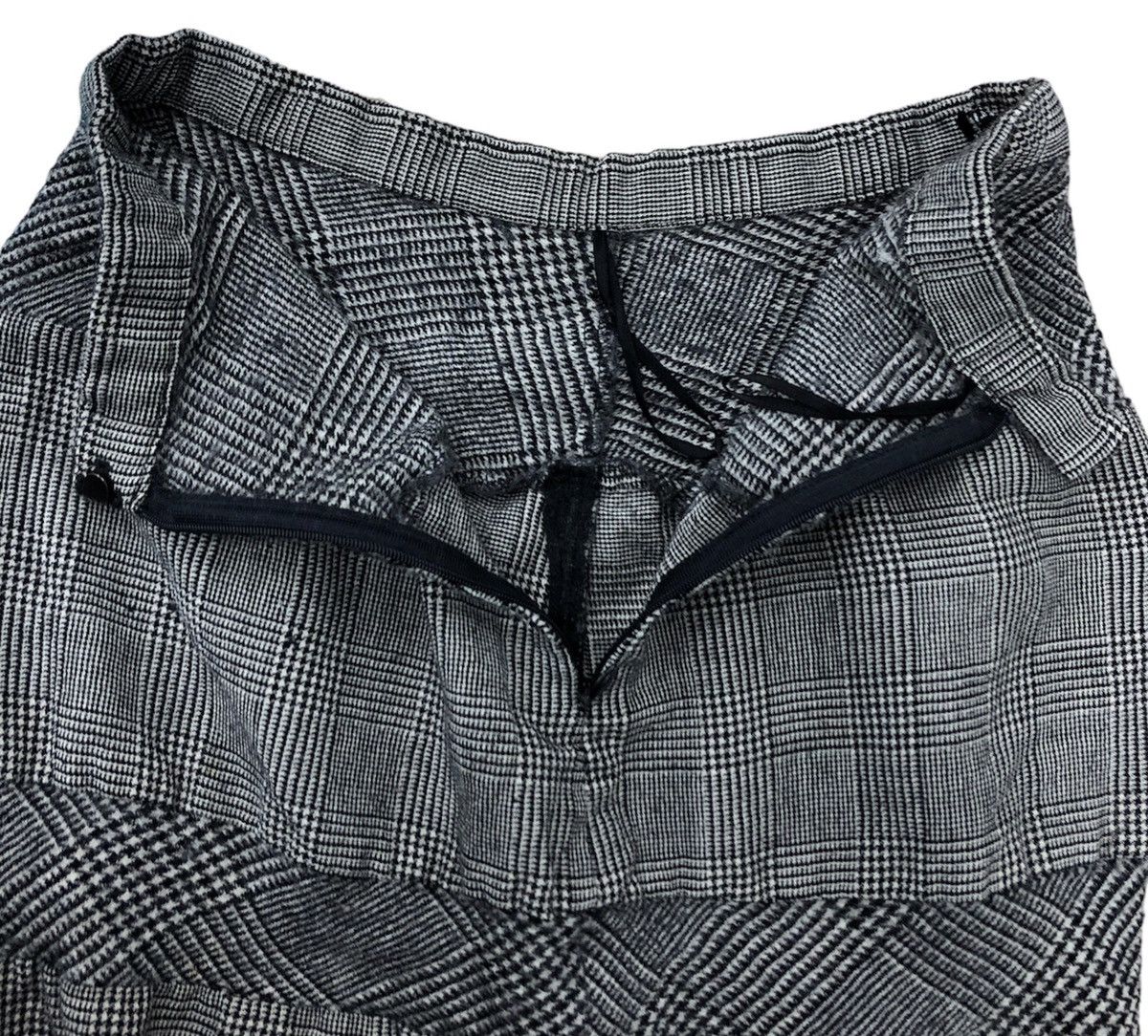 Japanese Brand TRICOT COMME DES GARCONS MADE IN JAPAN SKIRT Size 25" / US 0 / IT 36 - 6 Thumbnail