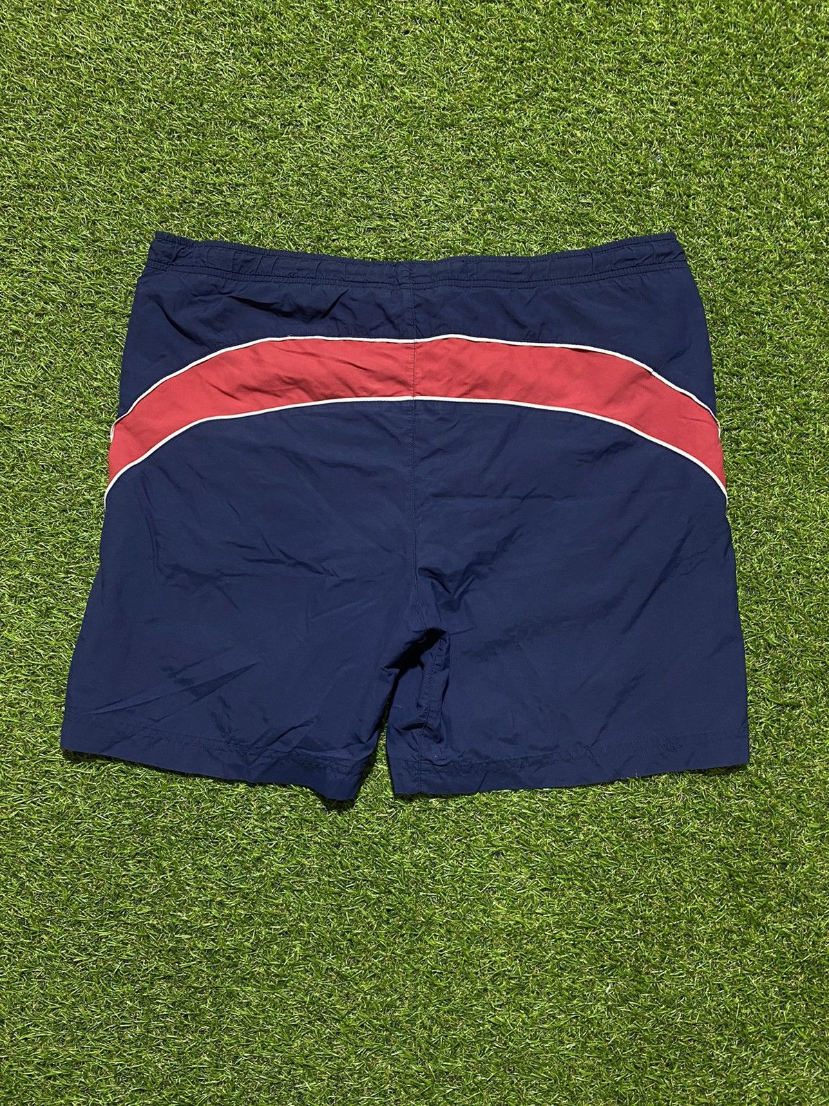 Nike Vintage Nike shorts streetwear swoosh casual y2k size M Size US 32 / EU 48 - 4 Thumbnail