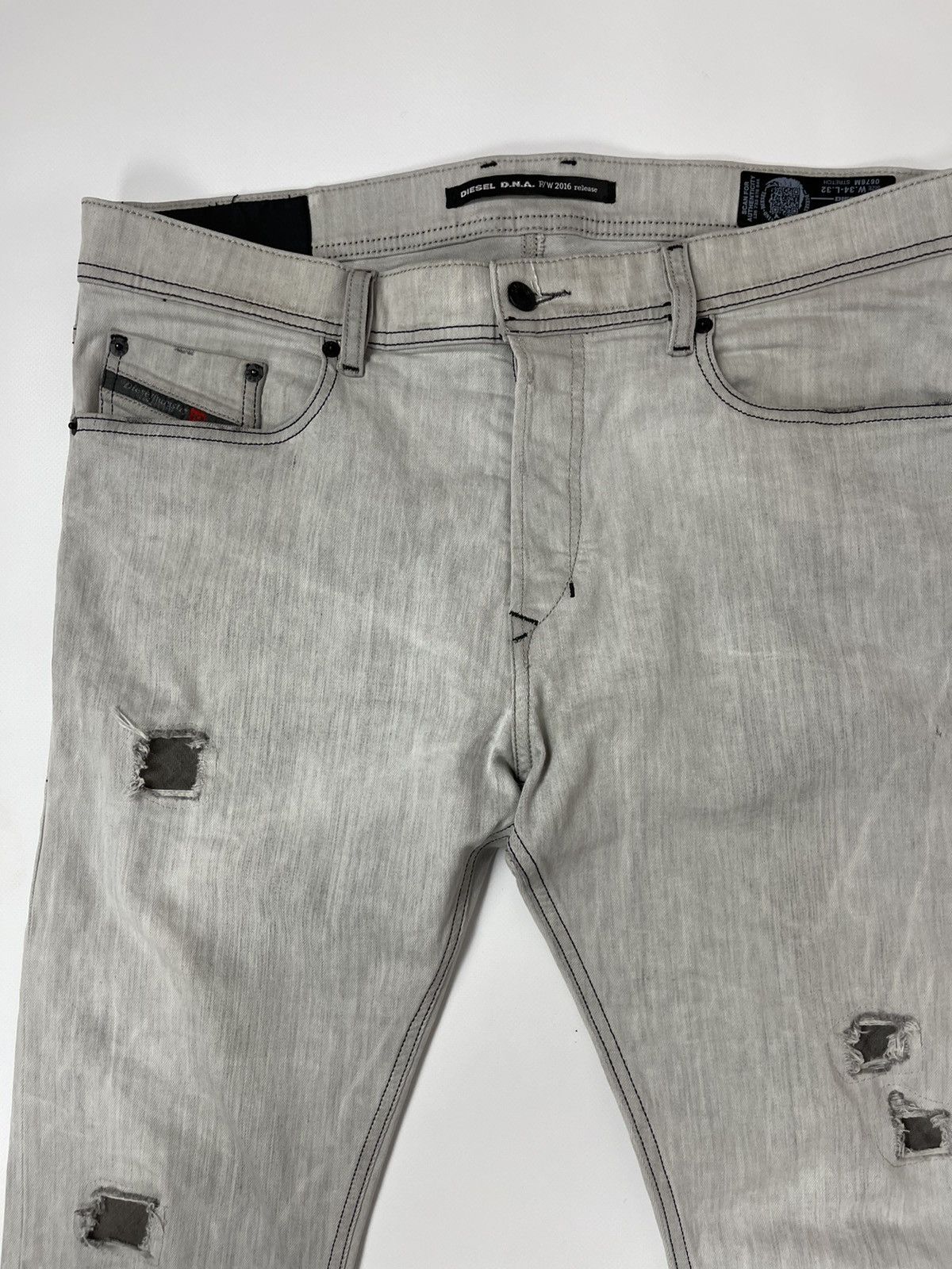 Diesel Diesel D.N.A FW16 Archival distressed tepphar slim carrot Size US 36 / EU 52 - 10 Thumbnail