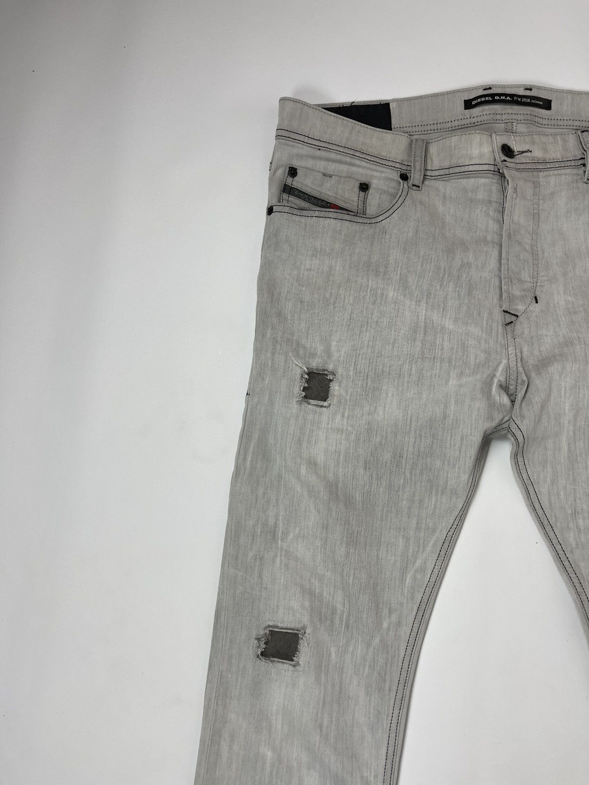 Diesel Diesel D.N.A FW16 Archival distressed tepphar slim carrot Size US 36 / EU 52 - 5 Thumbnail