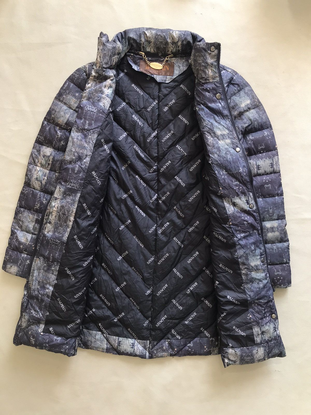 Balmain Balmain Paris Puffer Jacket Abstrac Print Size US M / EU 48-50 / 2 - 4 Thumbnail
