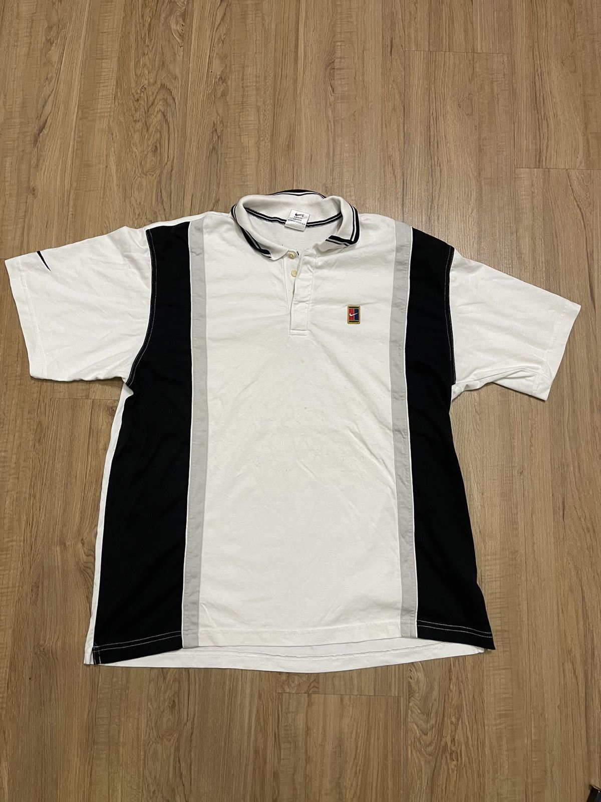 Vintage Nike Court polo shirt