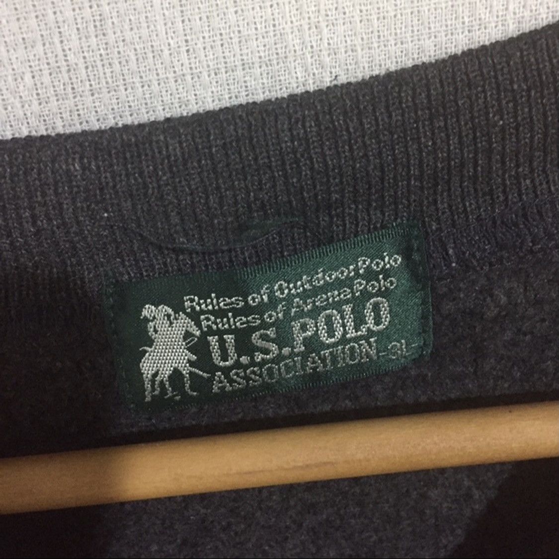 Us polo assn sweatshirt big spell gold embroidered
