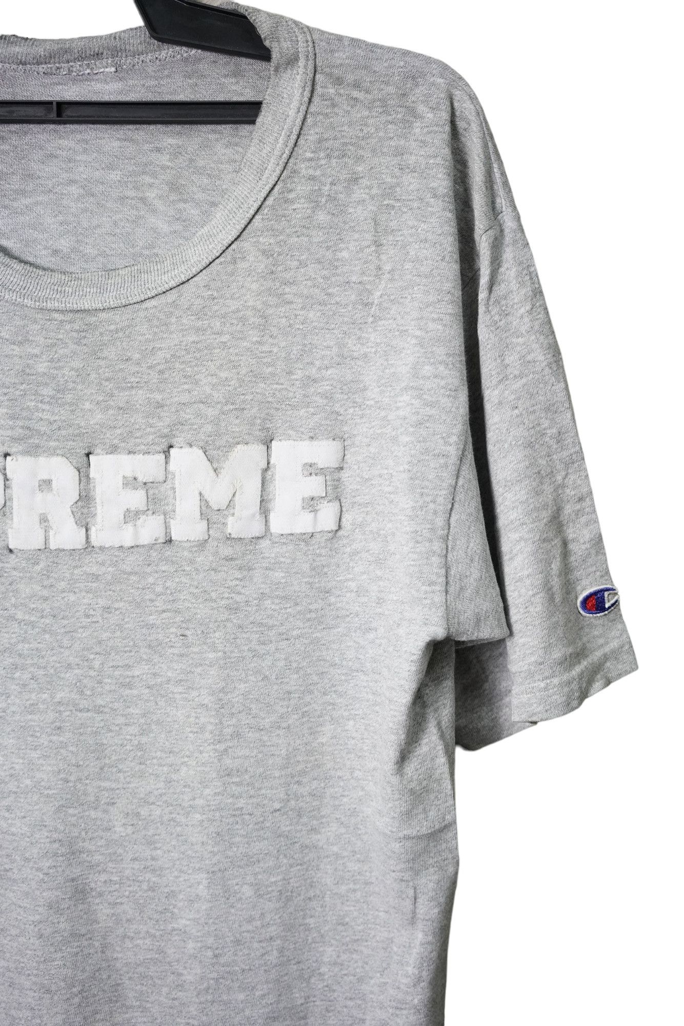 Champion × Supreme GORGEOUSLY THRASHED Supreme X Champion Tshirt Size US M / EU 48-50 / 2 - 5 Thumbnail