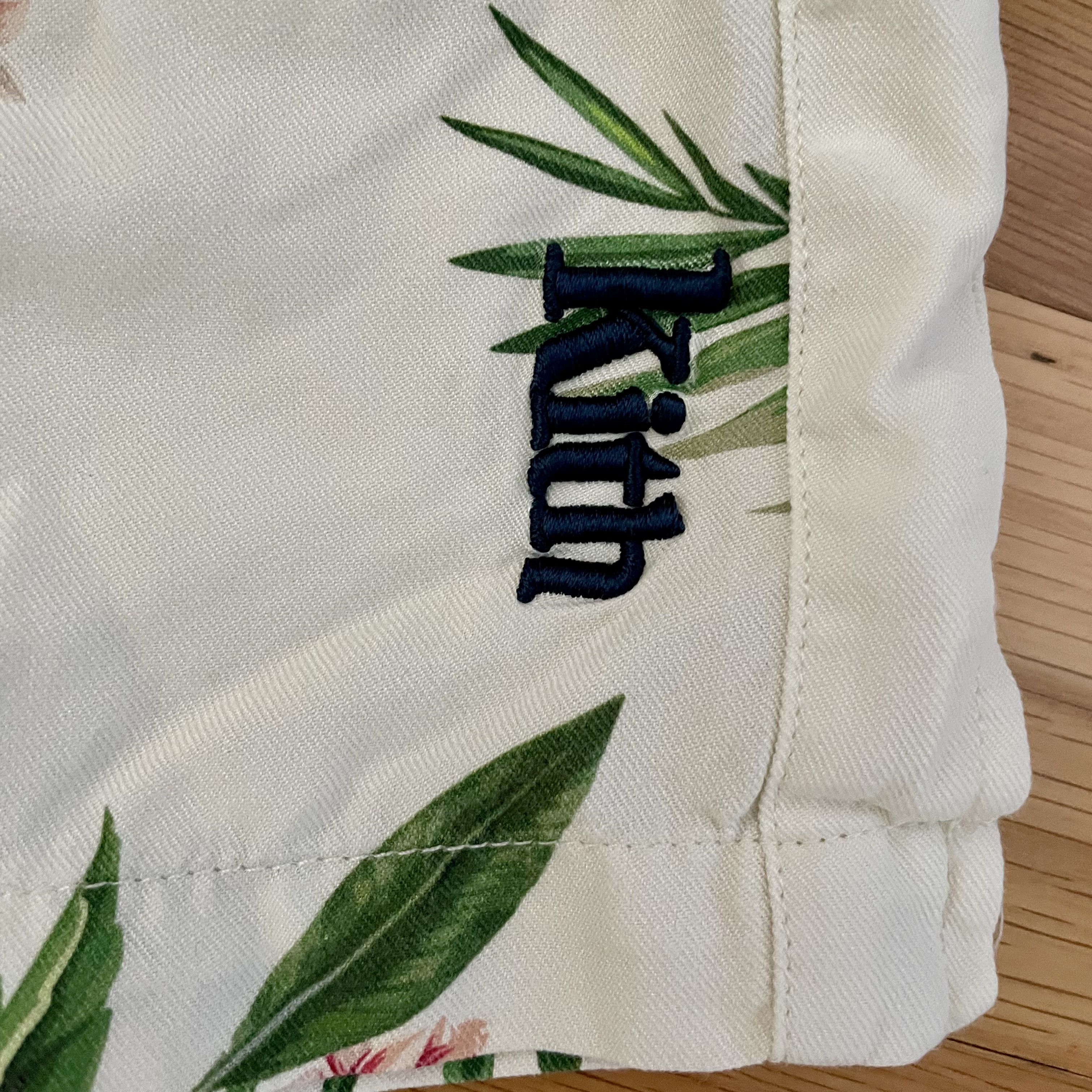 Kith Kith Hawaiian Print Active Silk Shorts (XS) Size US 28 / EU 44 - 3 Thumbnail