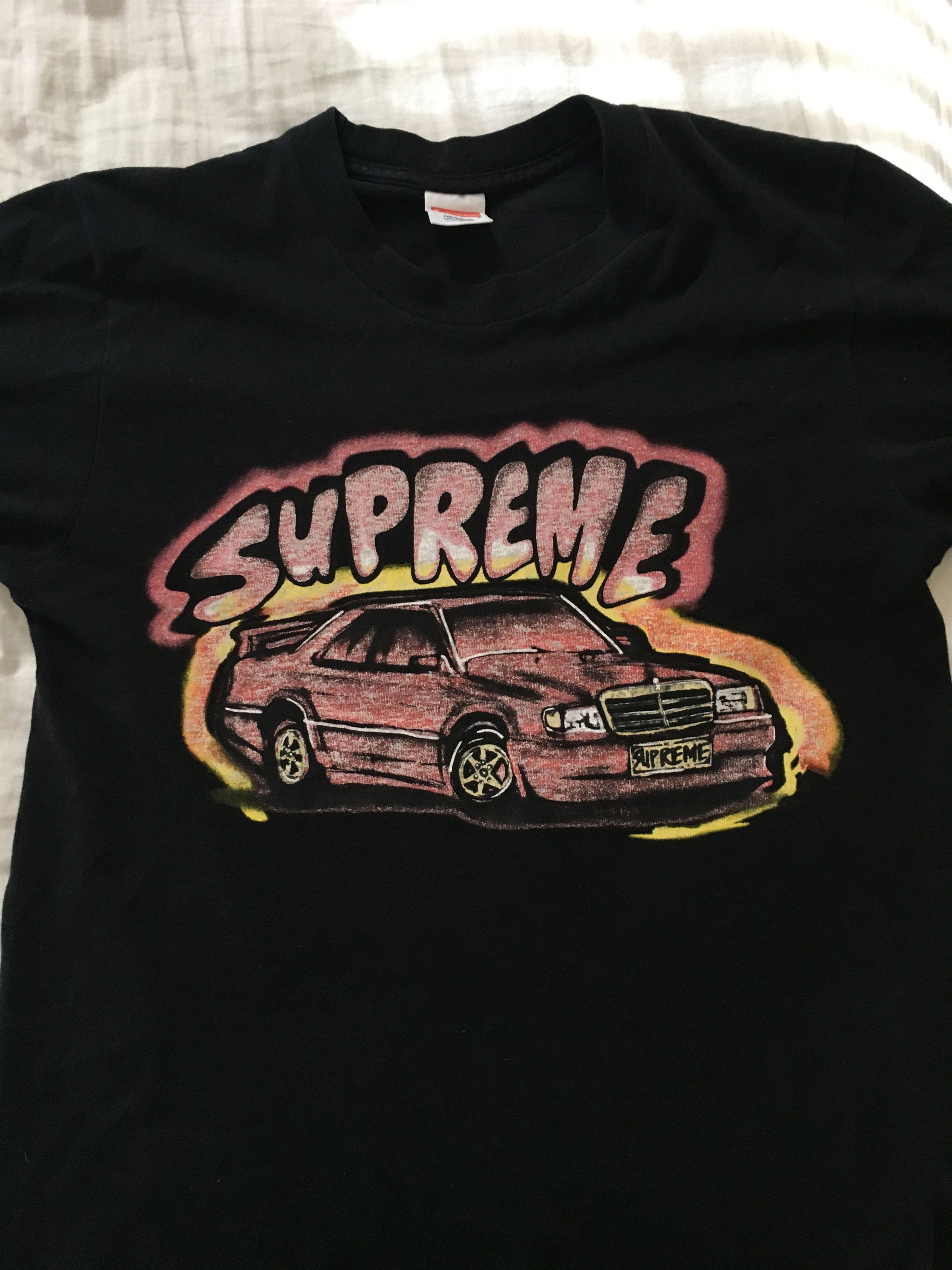 supreme airbrush car tee