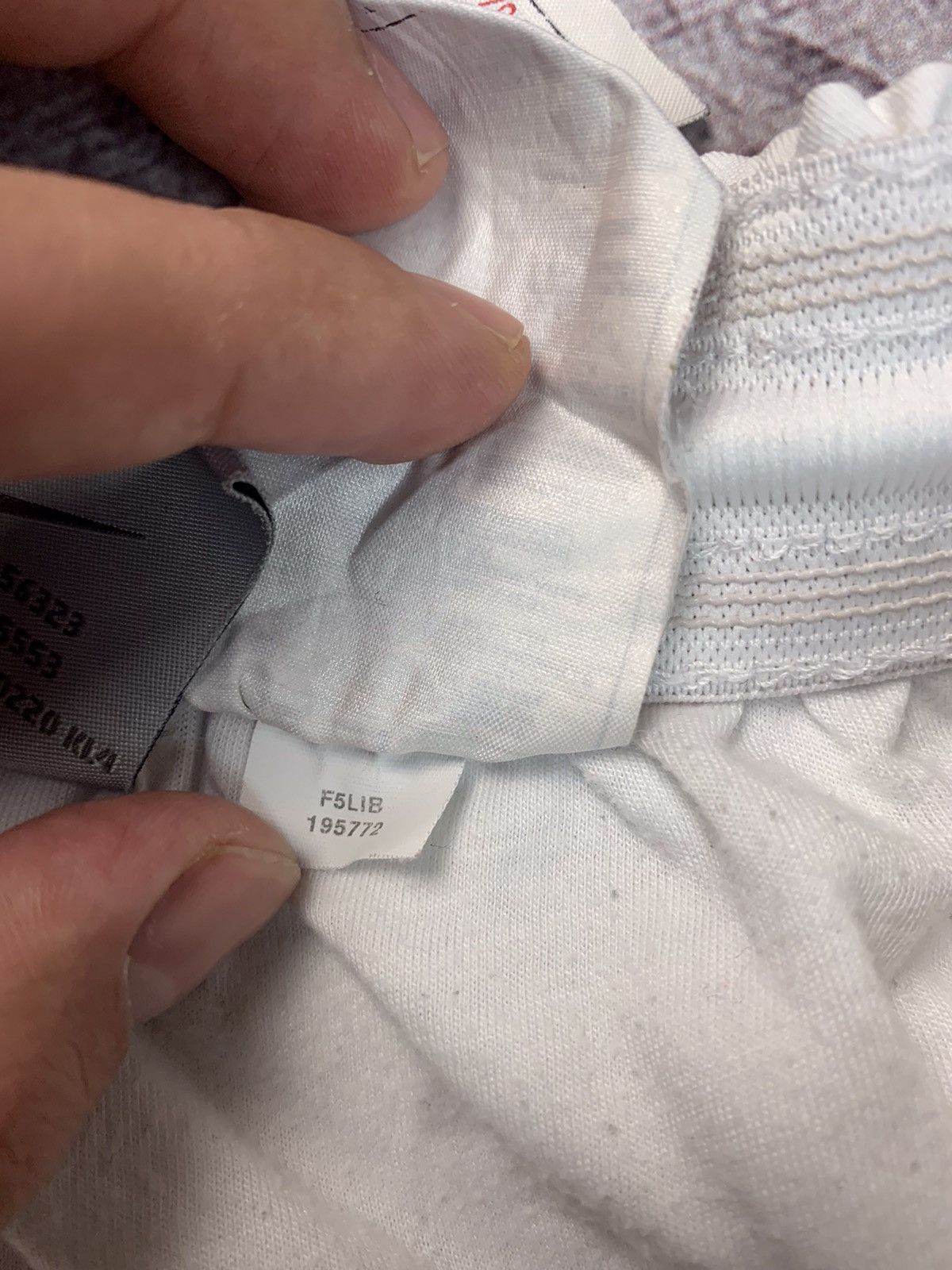 Nike Nike Vintage Y2K Shorts Size US 34 / EU 50 - 6 Thumbnail