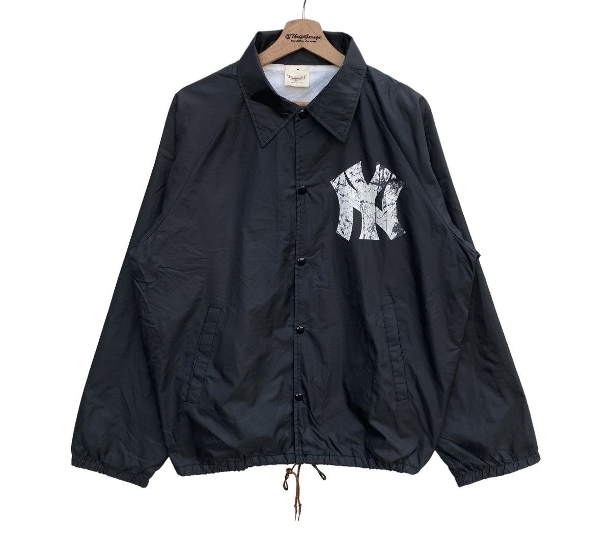 image of Auburn New York Yankees x Vintage VTG 80's Ny Yankees Auburn Sportswear Windbreaker Made In Usa in 