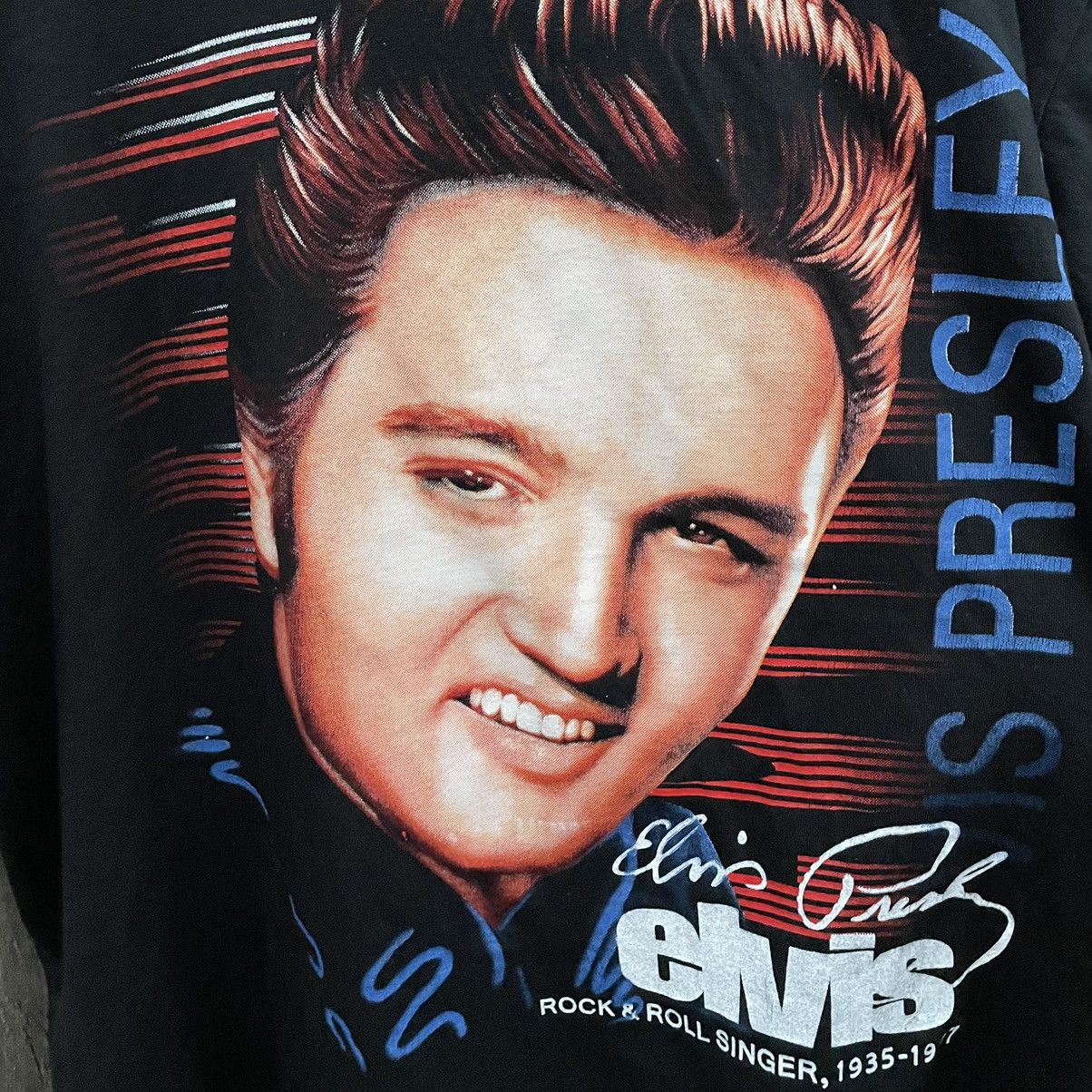 Vintage Vintage Elvis Presley Big Logo Rock Band Tee 90s Streetwear Size US L / EU 52-54 / 3 - 8 Thumbnail