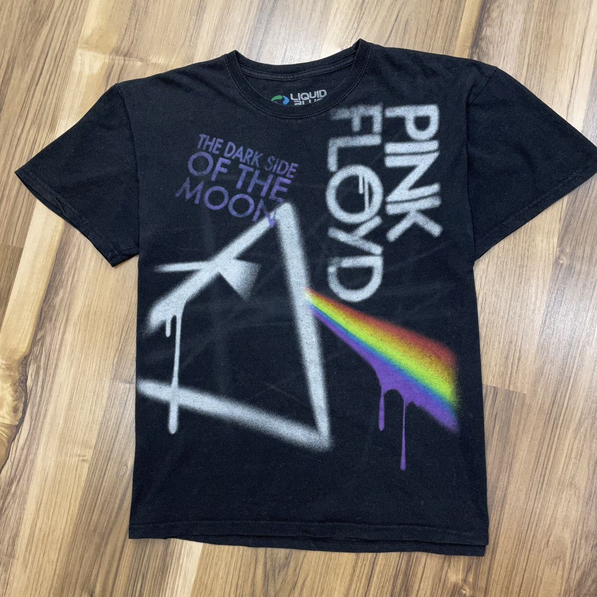 Pink Floyd × Vintage Vintage Pink Floyd Big Logo Size XL 90s Black Rock Band Tee Size US XL / EU 56 / 4 - 1 Thumbnail