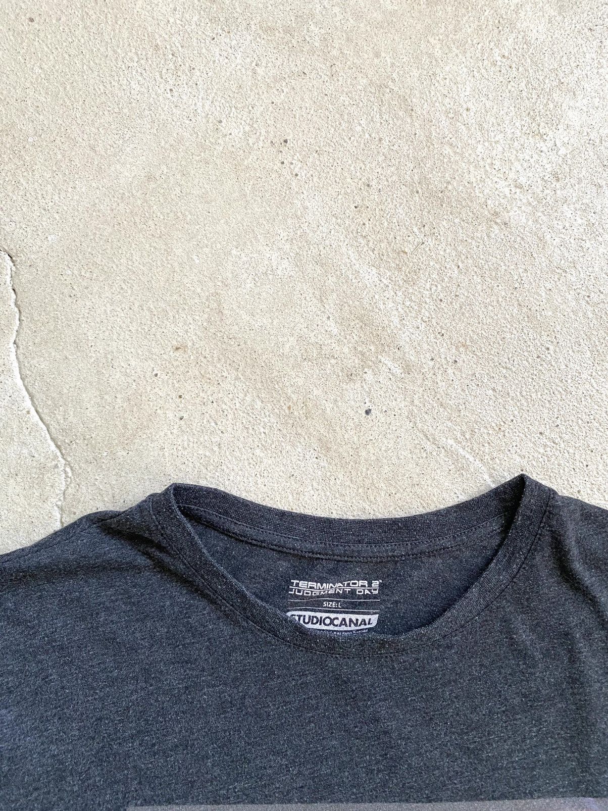 Band Tees Vintage Schwarzenegger Terminator 2 Movie Promo T Shirt Size US L / EU 52-54 / 3 - 7 Thumbnail