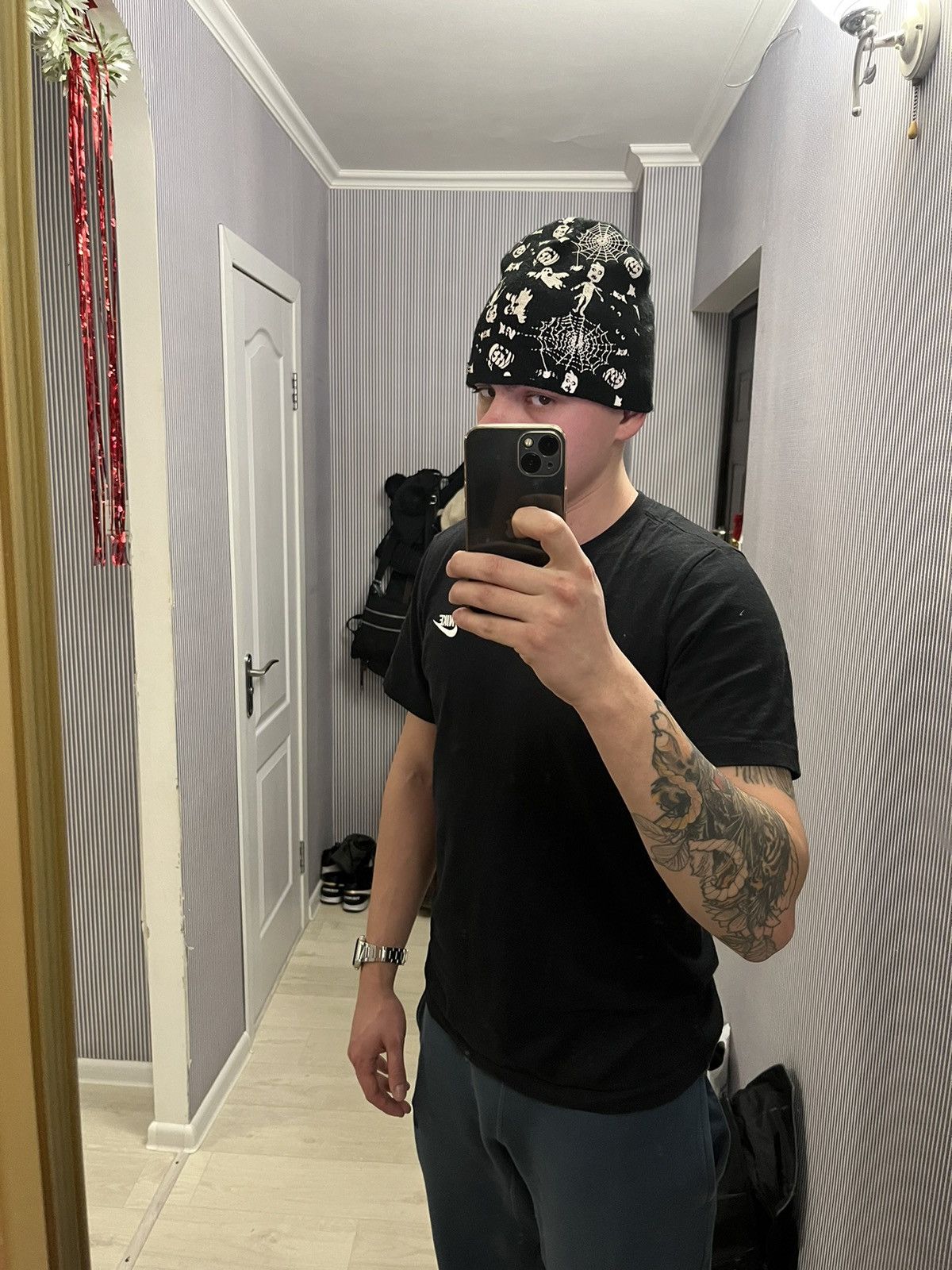 20471120 × If Six Was Nine × Vintage 🕸️Avante Garde Web Horror Y2K Alt Beanie Hat Size ONE SIZE - 2 Thumbnail