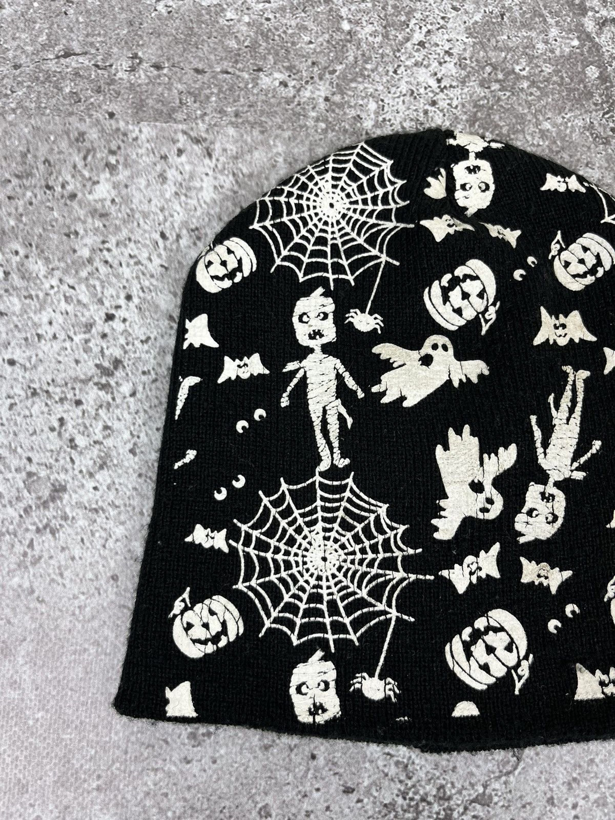 20471120 × If Six Was Nine × Vintage 🕸️Avante Garde Web Horror Y2K Alt Beanie Hat Size ONE SIZE - 4 Thumbnail