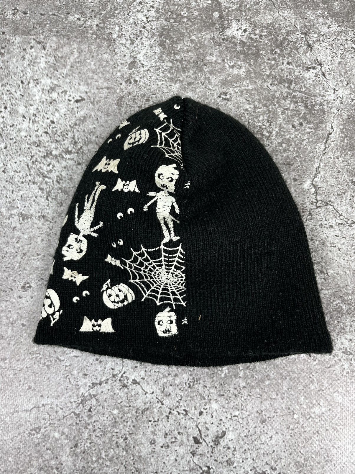 20471120 × If Six Was Nine × Vintage 🕸️Avante Garde Web Horror Y2K Alt Beanie Hat Size ONE SIZE - 5 Thumbnail
