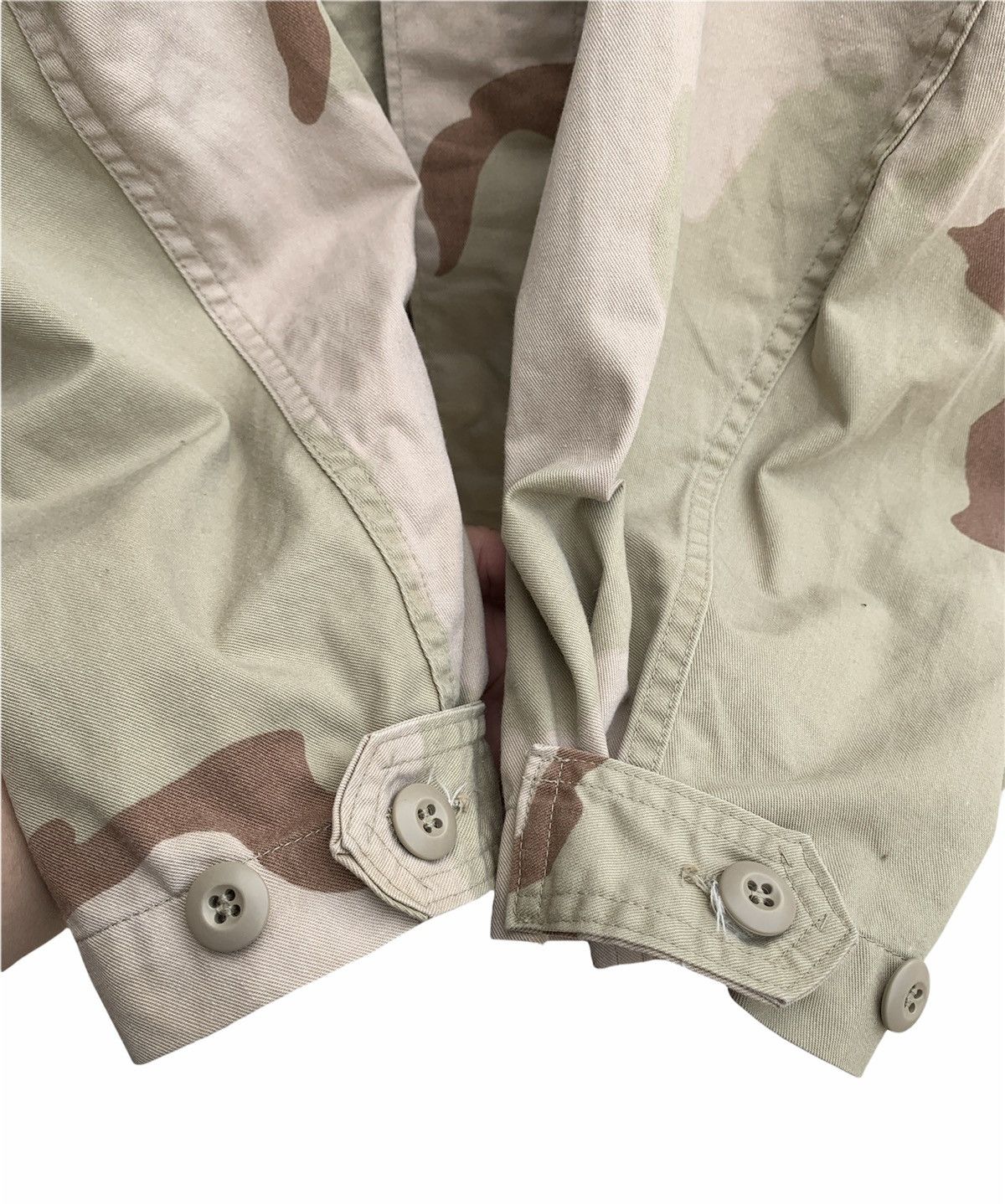Vintage Vintage Army Coat Desert Camouflage Pattern Combat Size US L / EU 52-54 / 3 - 4 Thumbnail