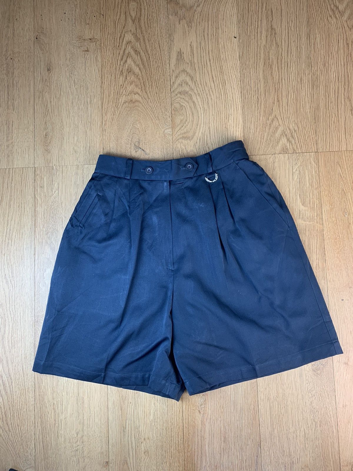 Christian dior short nice design