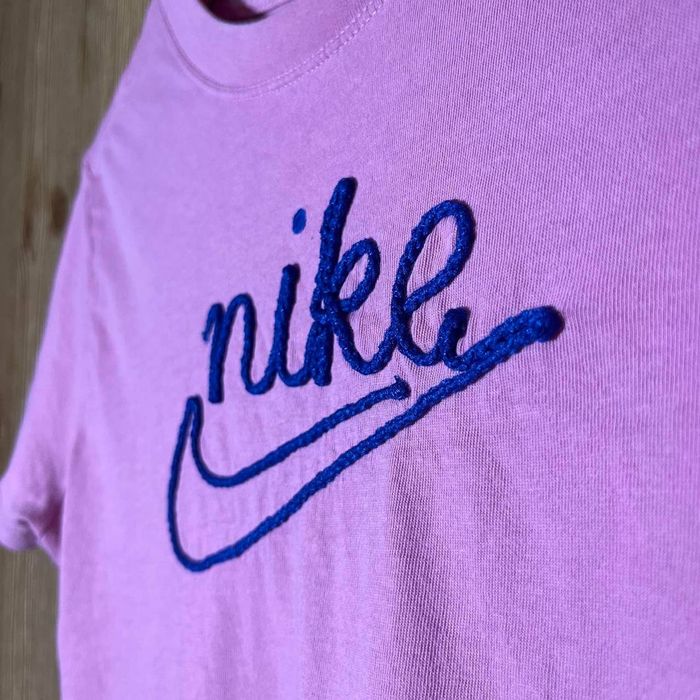bubble gum pink nike shirt