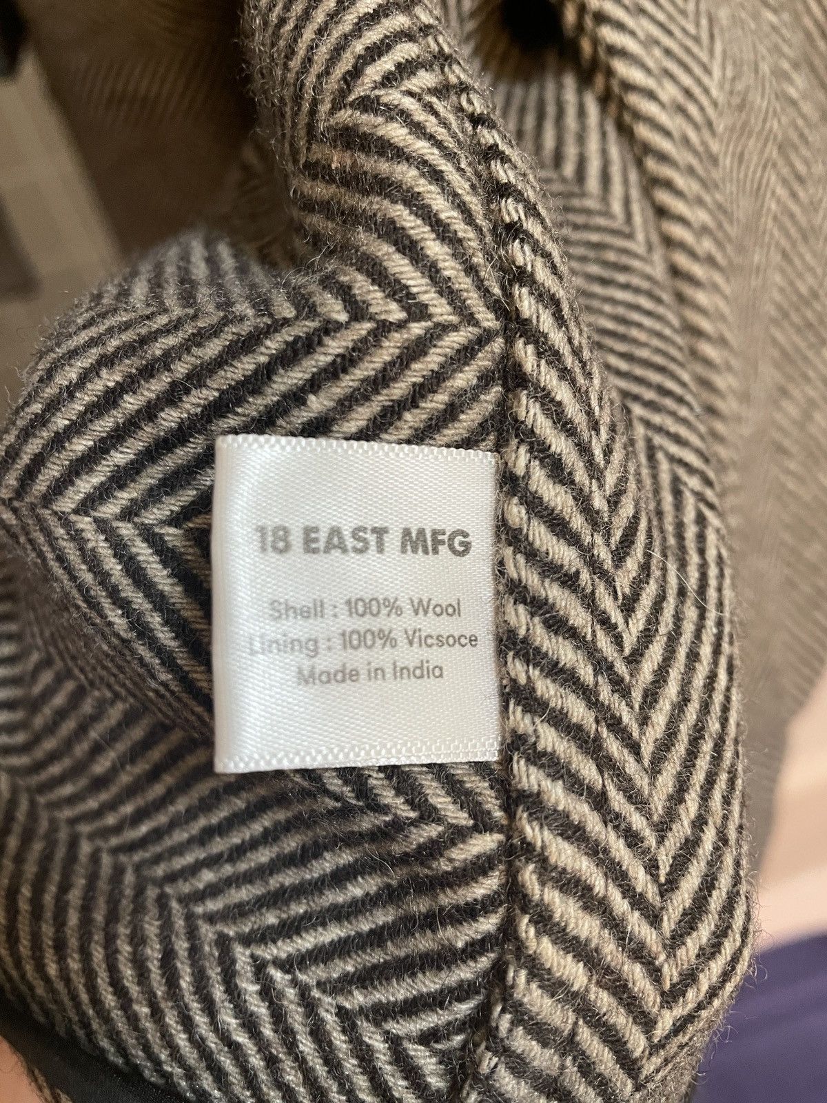 18 East Biella Raglan Coat Wool Herringbone New NWT Medium Size US M / EU 48-50 / 2 - 5 Thumbnail