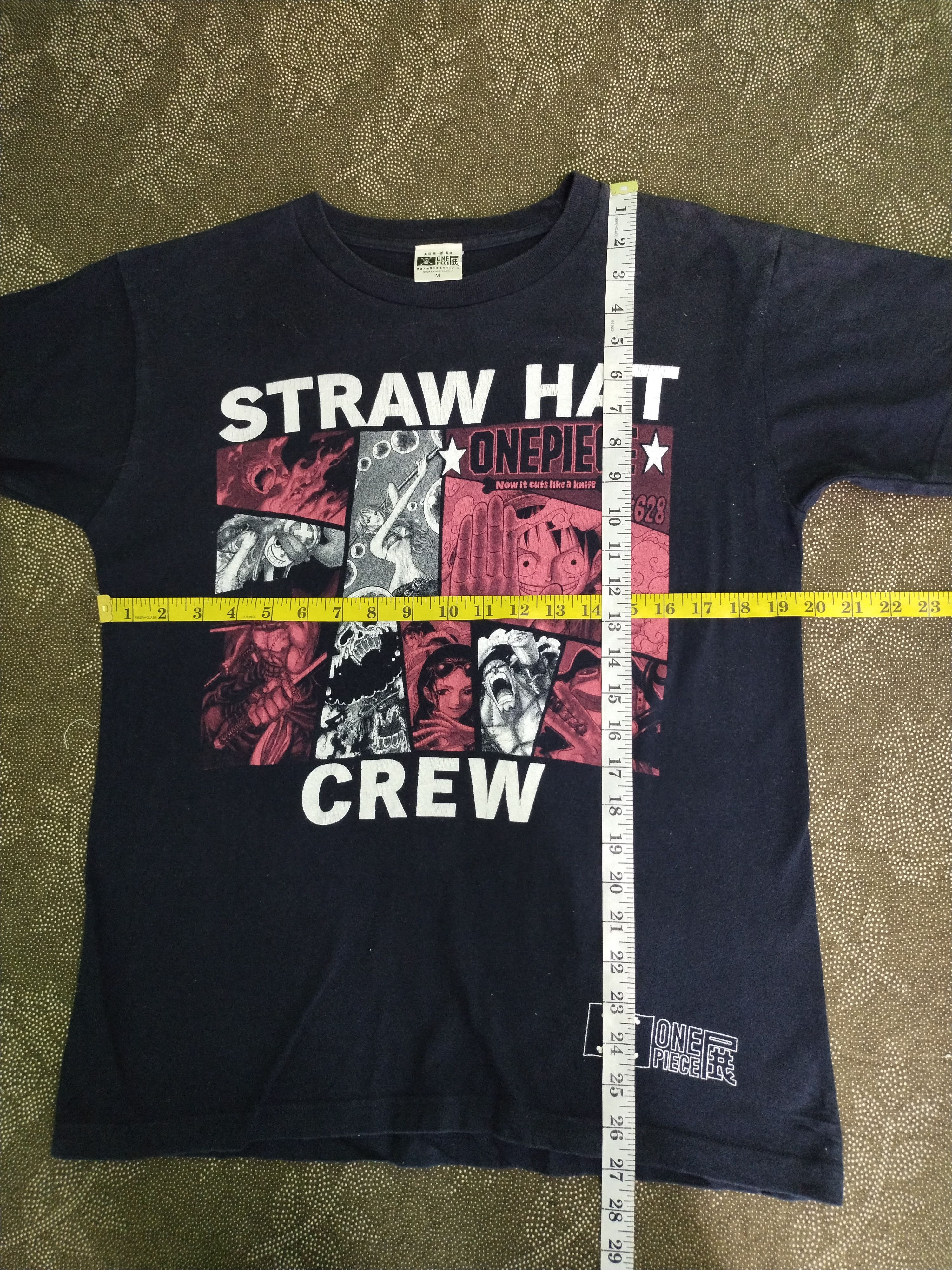 Anime × One Piece VINTAGE ONE PIECE CREW STRAW HAT BOOTLEG TEE Size US M / EU 48-50 / 2 - 8 Thumbnail
