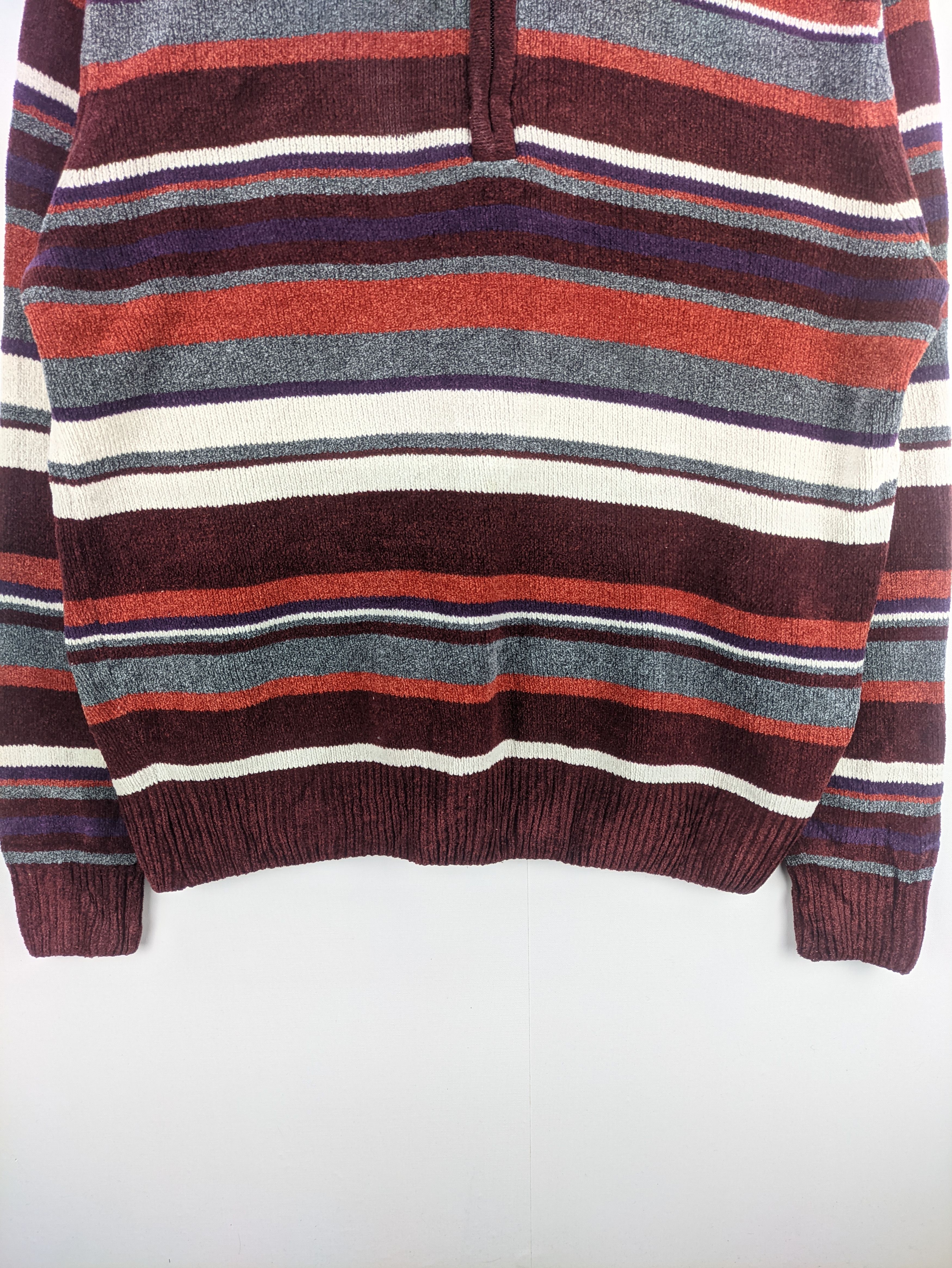 Japanese Brand Steals🔥Knit Sweater Layered Color by Topvalu Size US M / EU 48-50 / 2 - 4 Thumbnail
