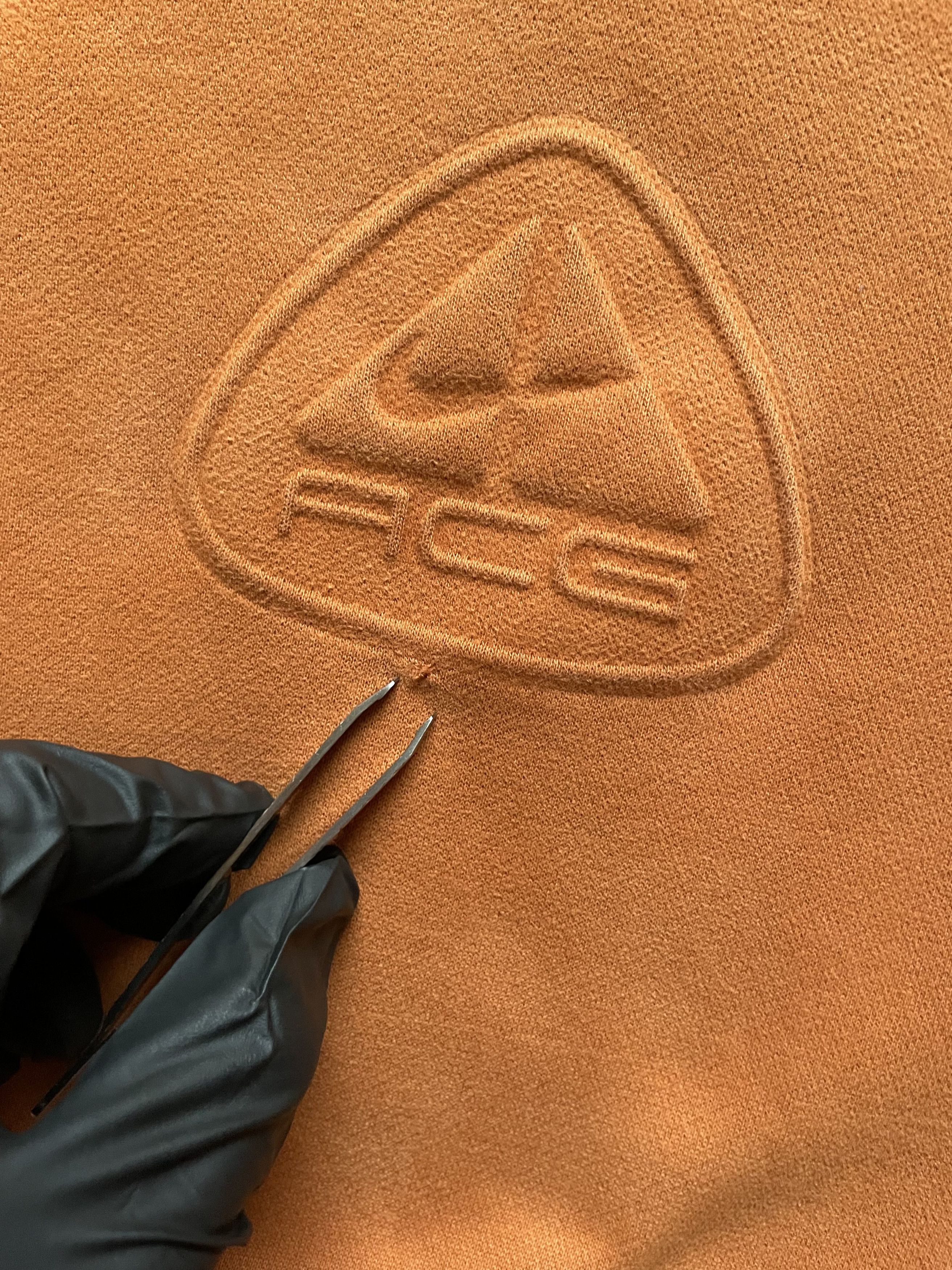 Nike ACG × Vintage Vintage Nike ACG Hoodie Big Central Logo Size US M / EU 48-50 / 2 - 4 Thumbnail