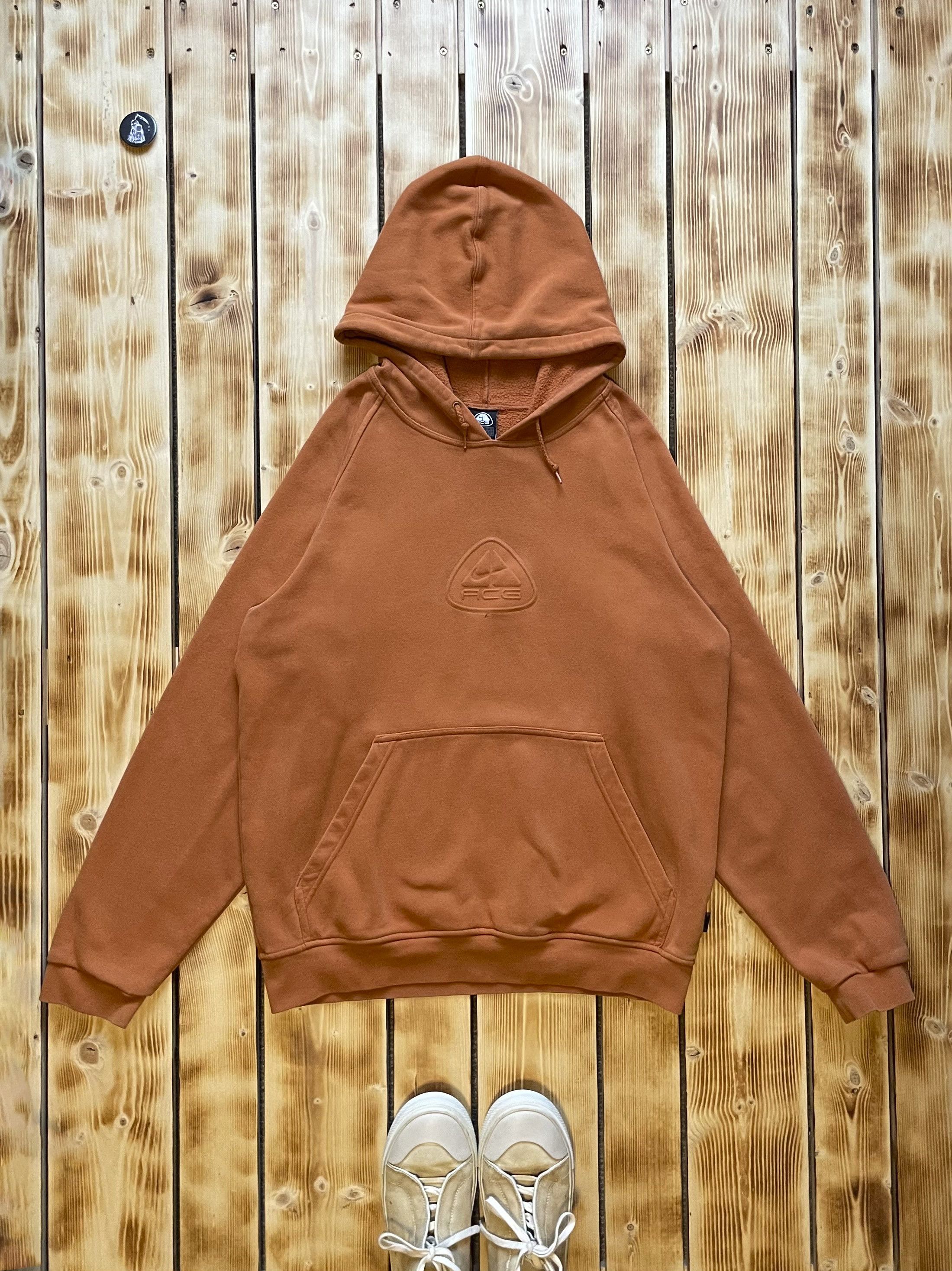 Nike ACG × Vintage Vintage Nike ACG Hoodie Big Central Logo Size US M / EU 48-50 / 2 - 1 Thumbnail