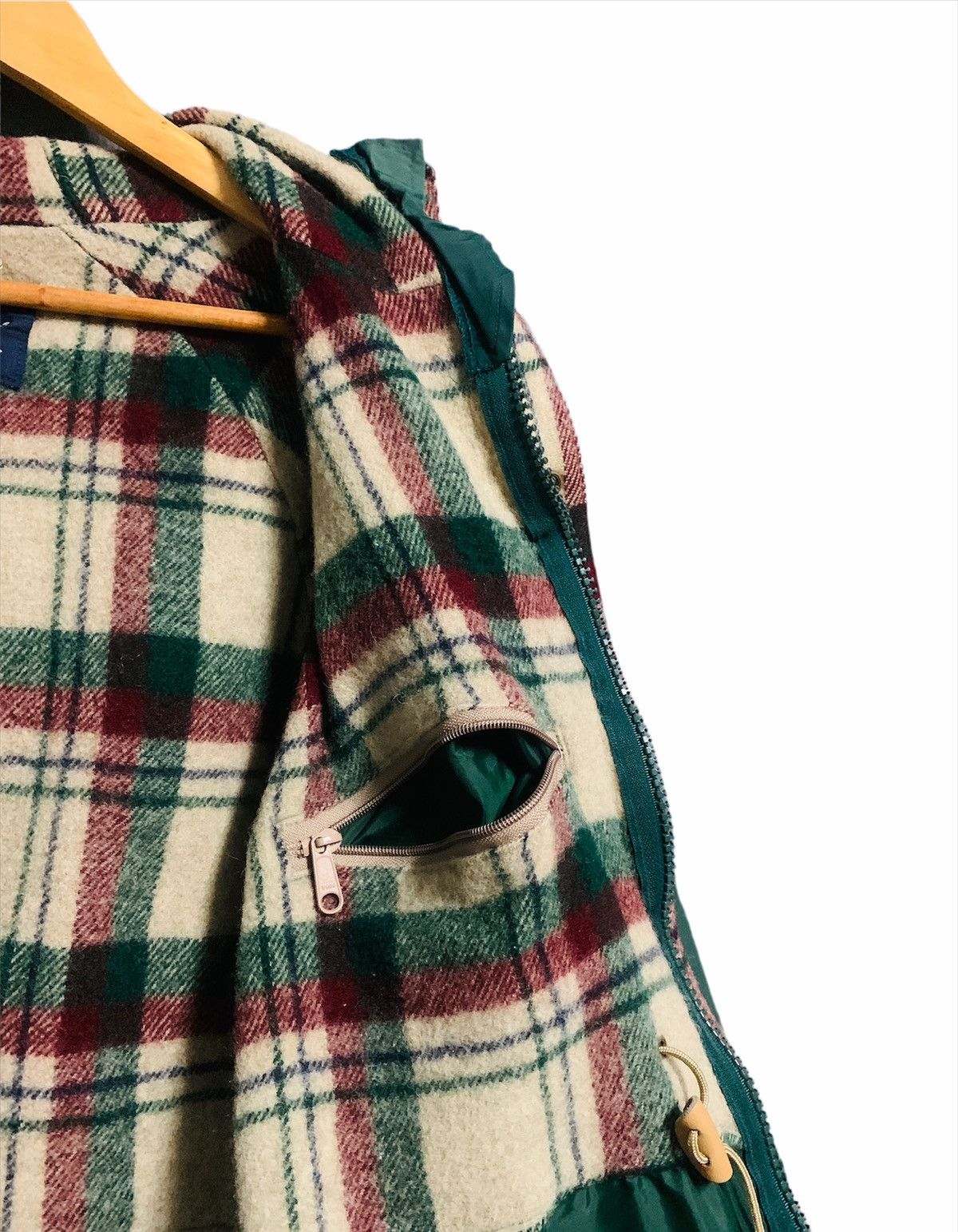 Vintage × Woolrich Woolen Mills Vintage Woolrich warm wool lining nylon parka Size US M / EU 48-50 / 2 - 4 Thumbnail