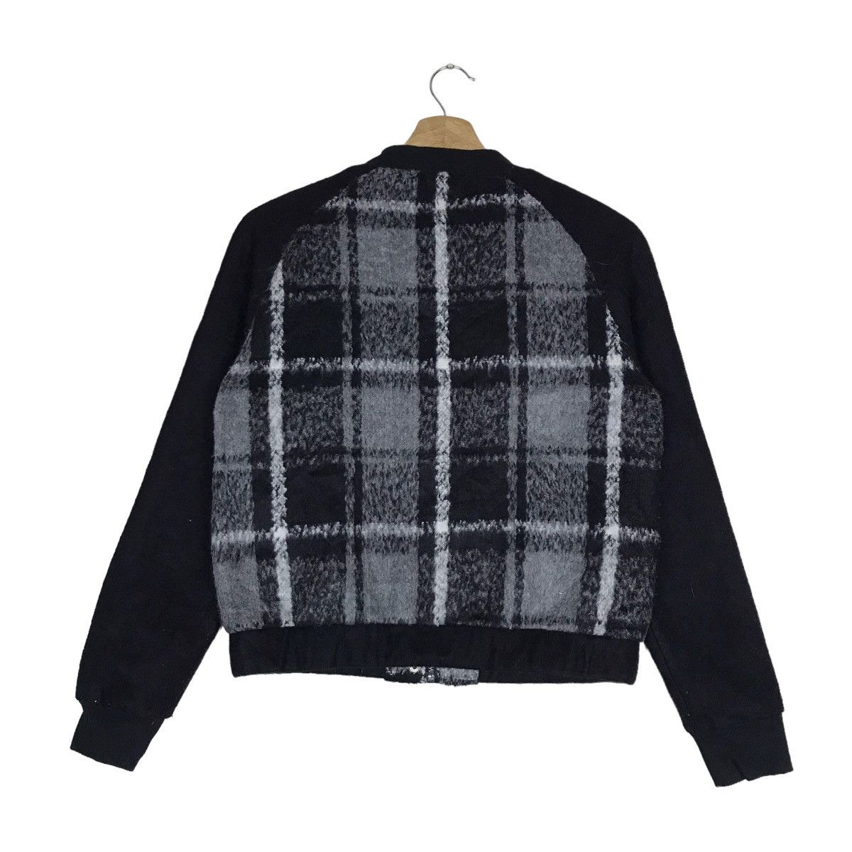 Japanese Brand Japanese Brand Sugar Rose Cropped Top Varsity Jacket Size US S / EU 44-46 / 1 - 5 Thumbnail