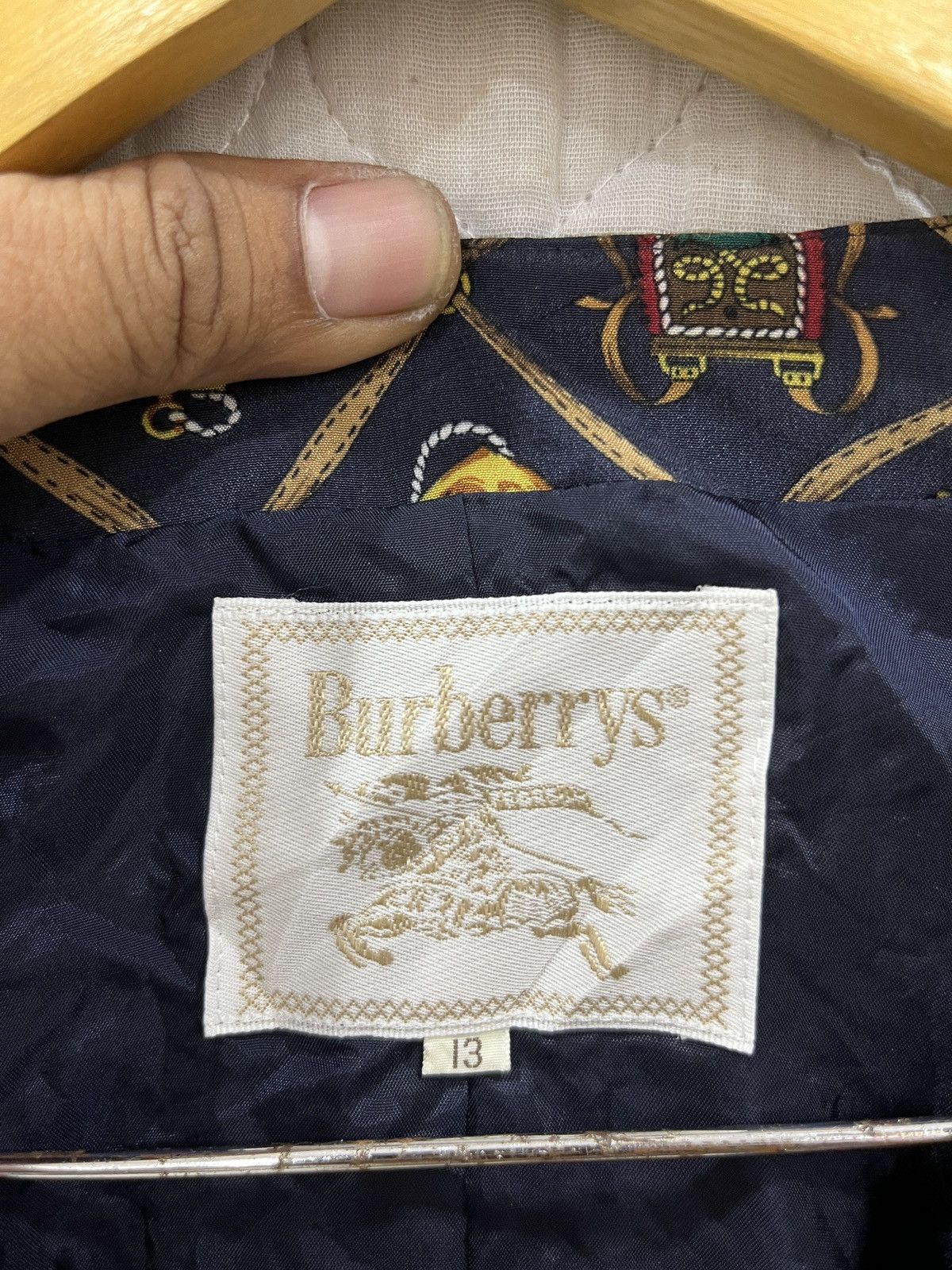 Burberry (Ttt). VINTAGE BURBERRYS VEST Size M / US 6-8 / IT 42-44 - 4 Thumbnail