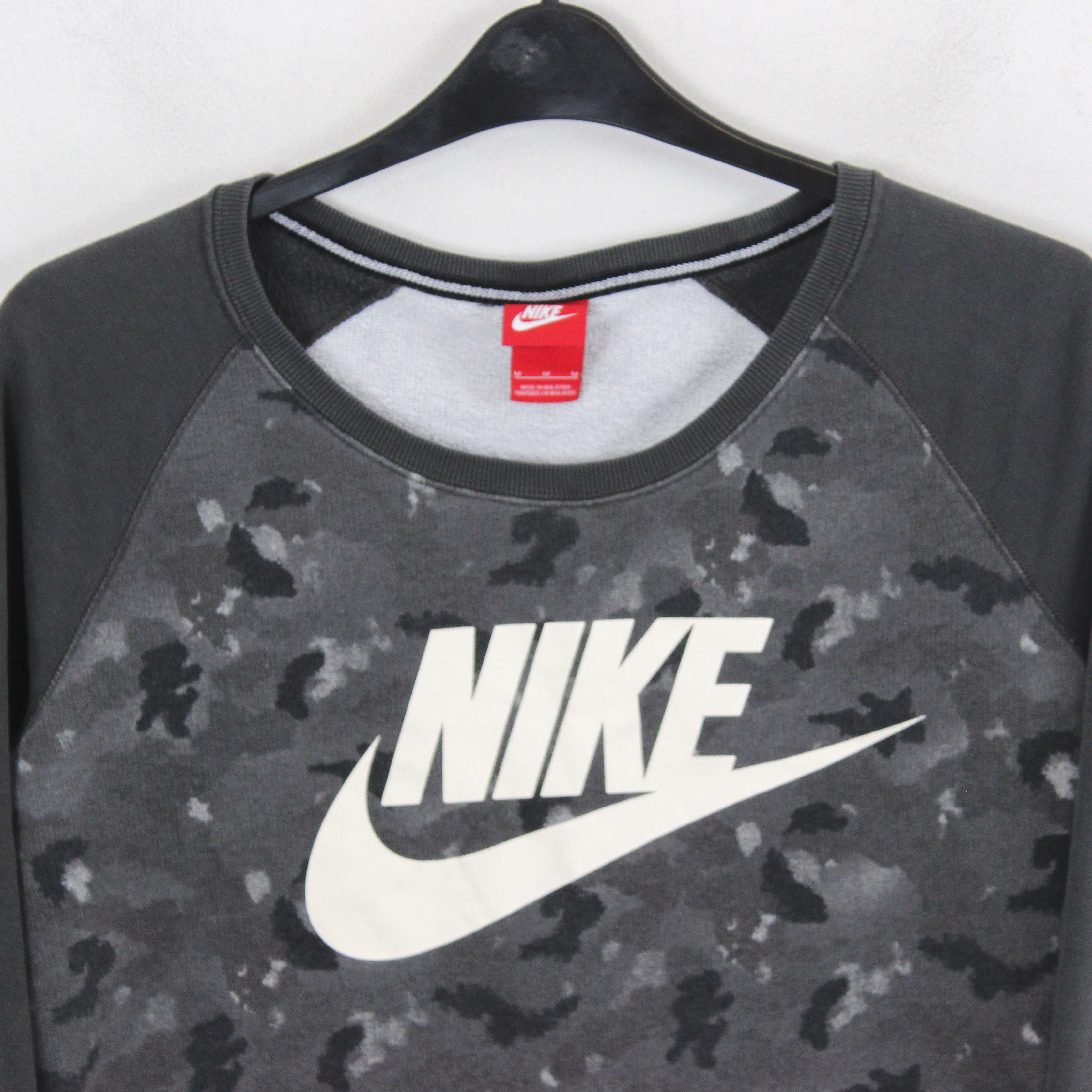 Nike Men M Camo Jumper Sweatshirt Pullover Crewneck Logo Gray Top Size US M / EU 48-50 / 2 - 2 Thumbnail