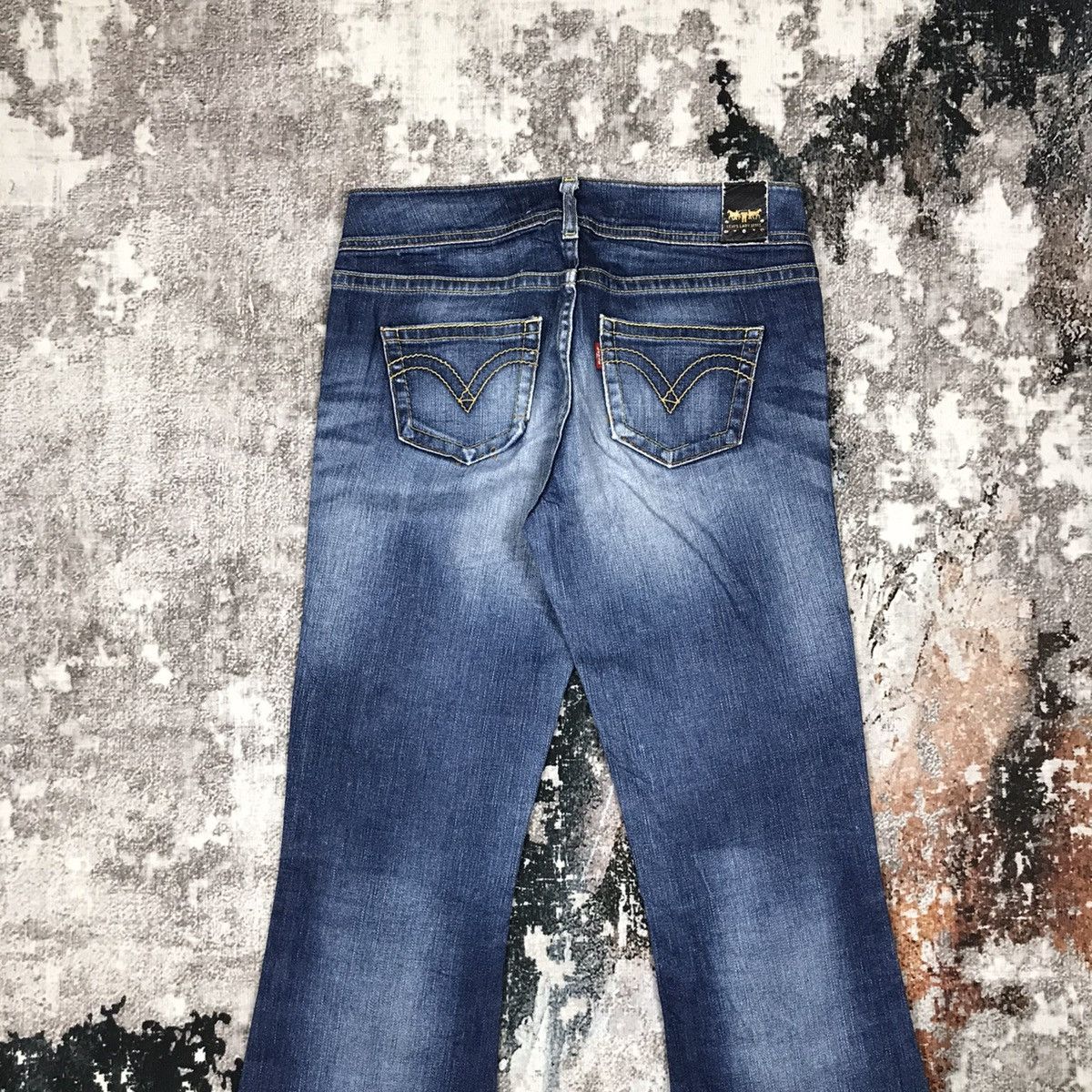 Levi's × Vintage Vintage Levis Lady Style Flare Light Wash Denim Jeans Size 28" / US 6 / IT 42 - 2 Thumbnail