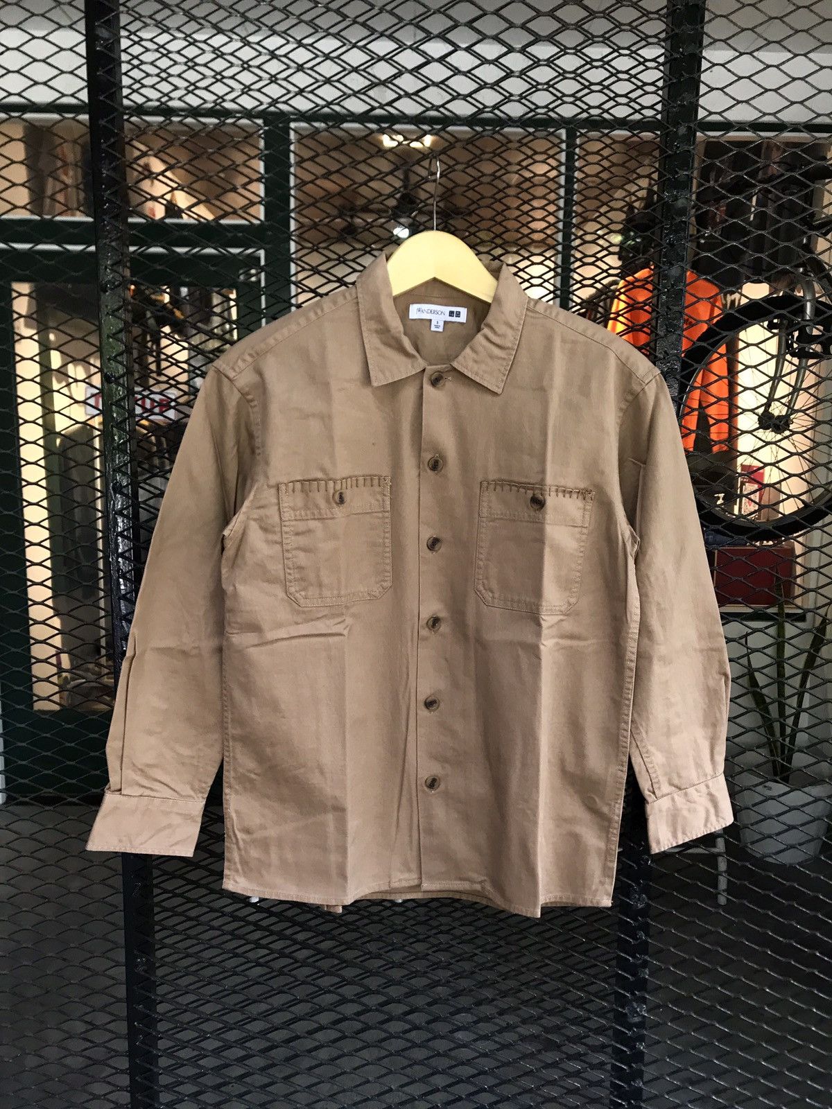 JW ANDERSON X UNIQLO LONG SHIRT 2 POCKET