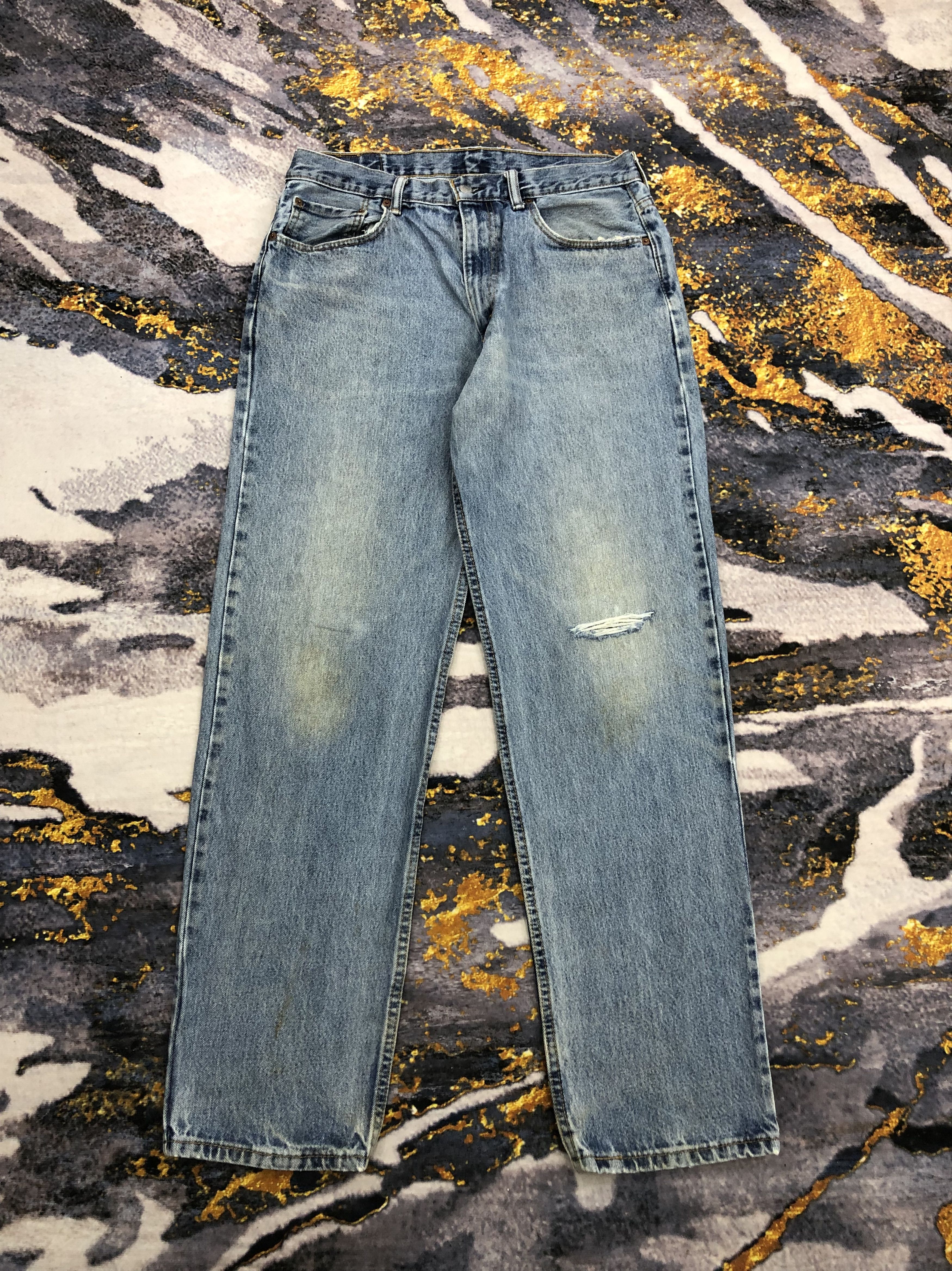 Vintage Levis 550 Faded Blue Denim Jeans DPP0073