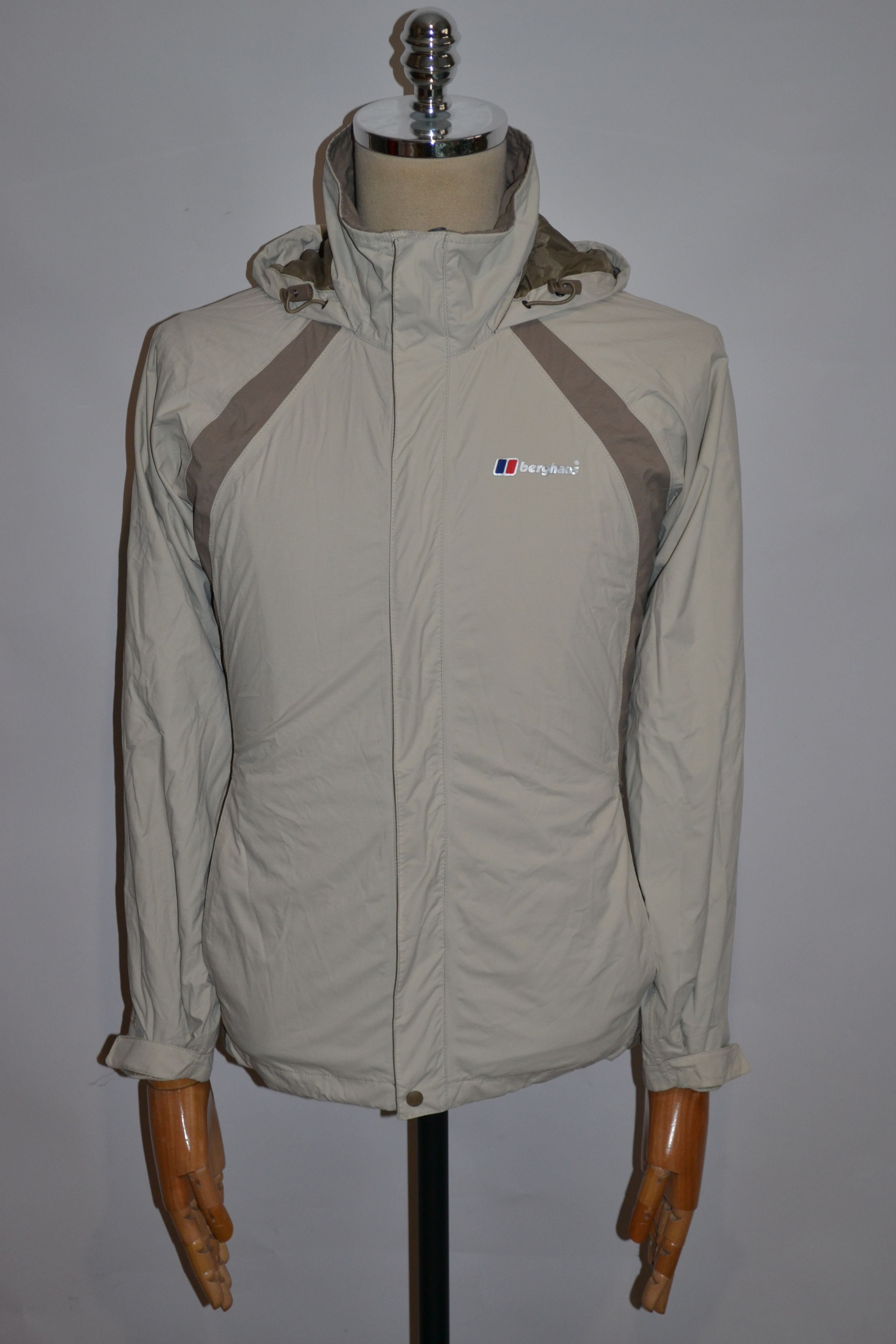Berghaus BERGHAUS Aqua2 Hooded Jacket Size M / US 6-8 / IT 42-44 - 2 Thumbnail