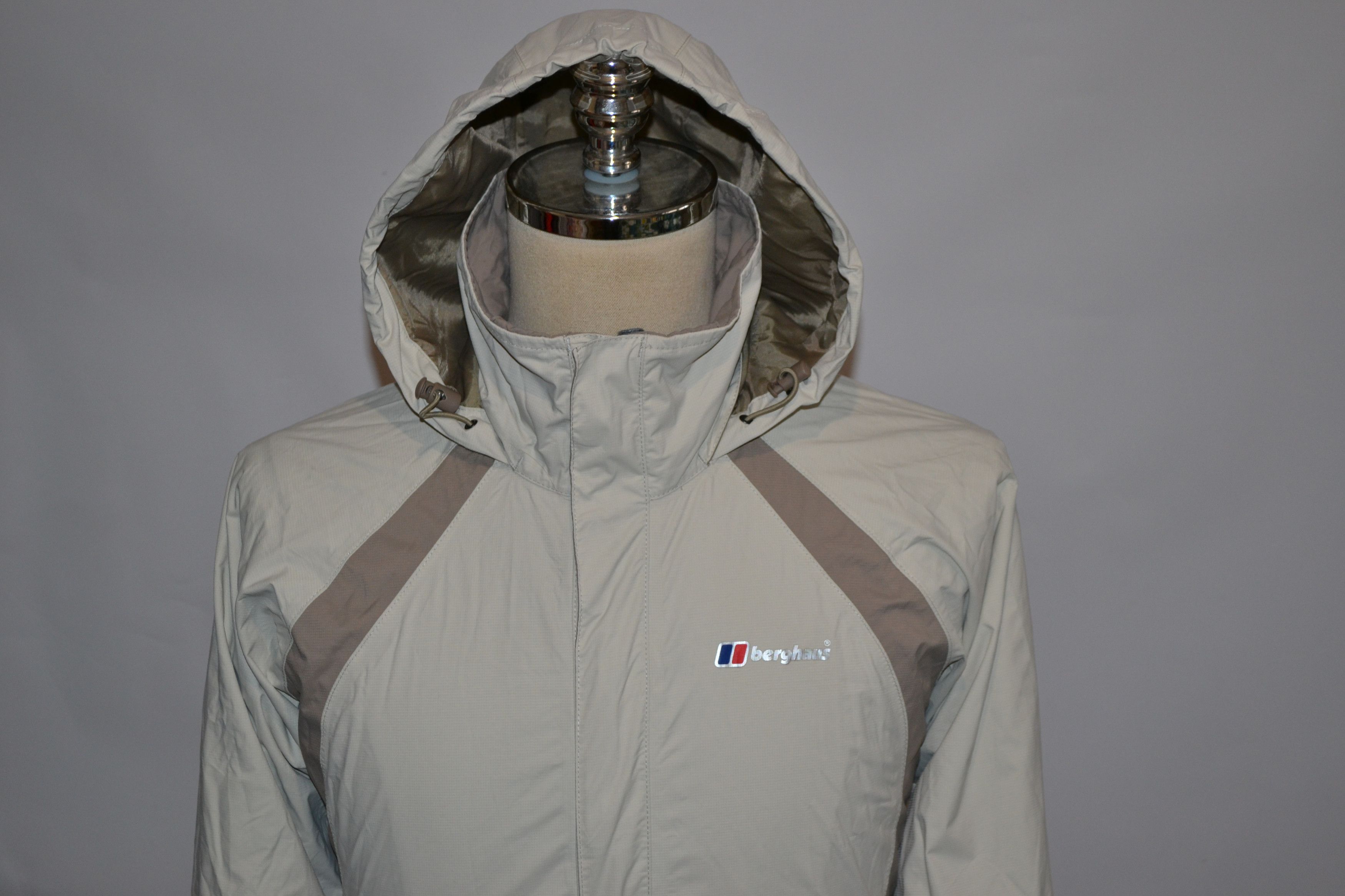 Berghaus BERGHAUS Aqua2 Hooded Jacket Size M / US 6-8 / IT 42-44 - 4 Thumbnail