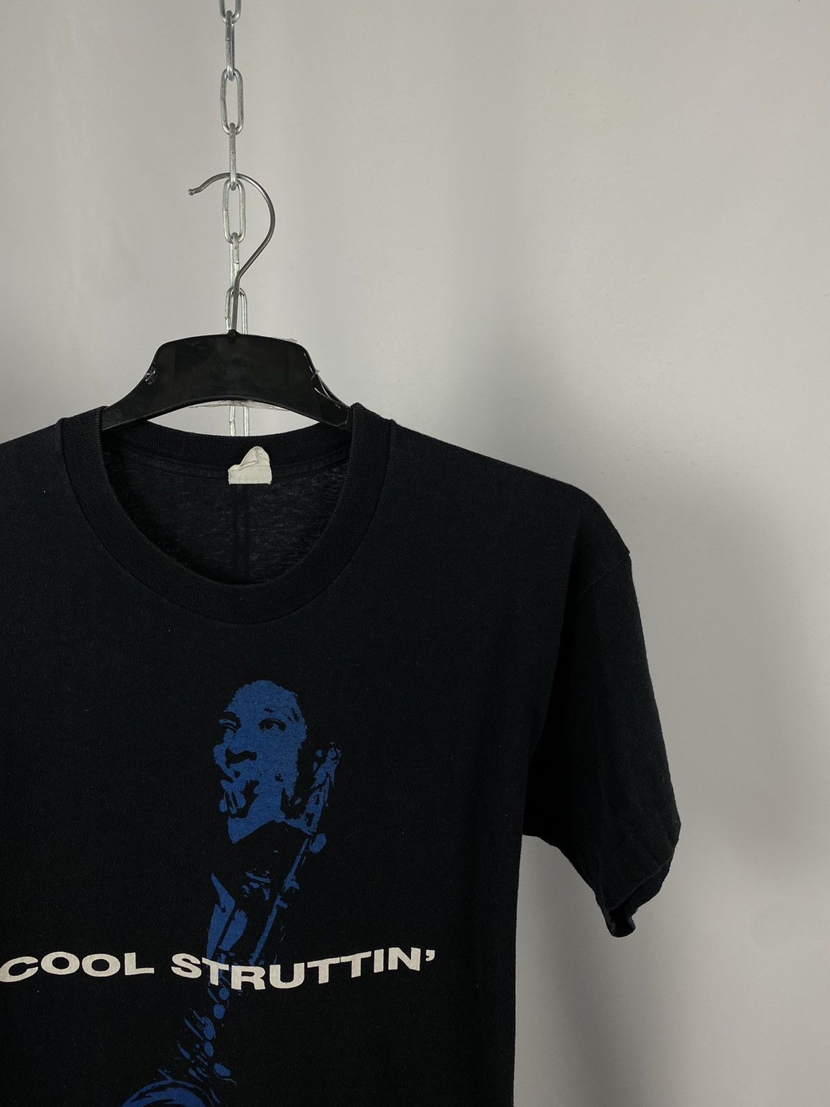Band Tees Cool struttin Vintage band tee big logo T-shirts size L Size US L / EU 52-54 / 3 - 2 Thumbnail